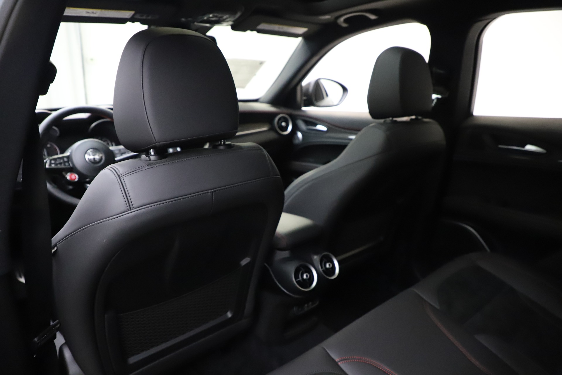 New-2020-Alfa-Romeo-Stelvio-Quadrifoglio