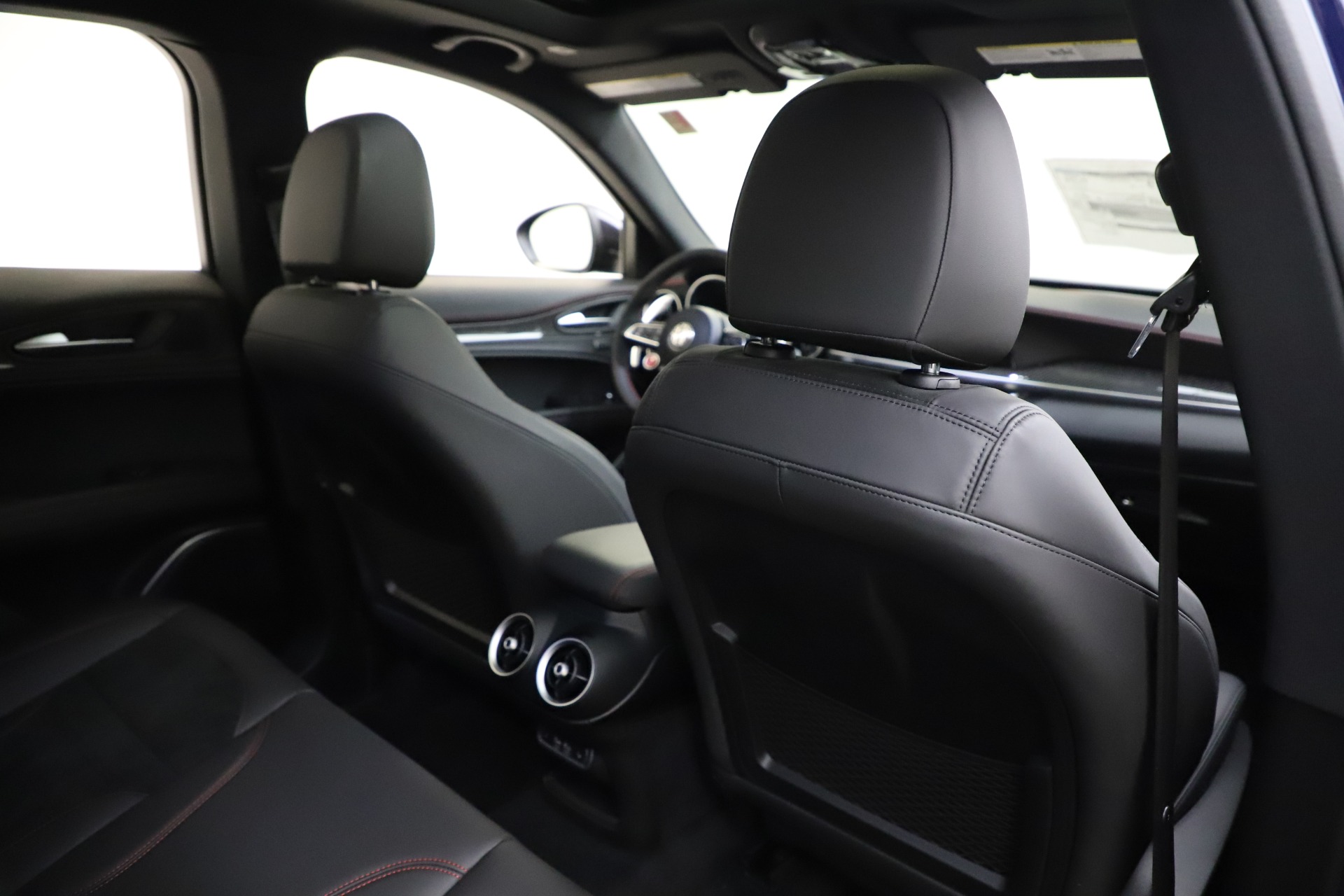 New-2020-Alfa-Romeo-Stelvio-Quadrifoglio