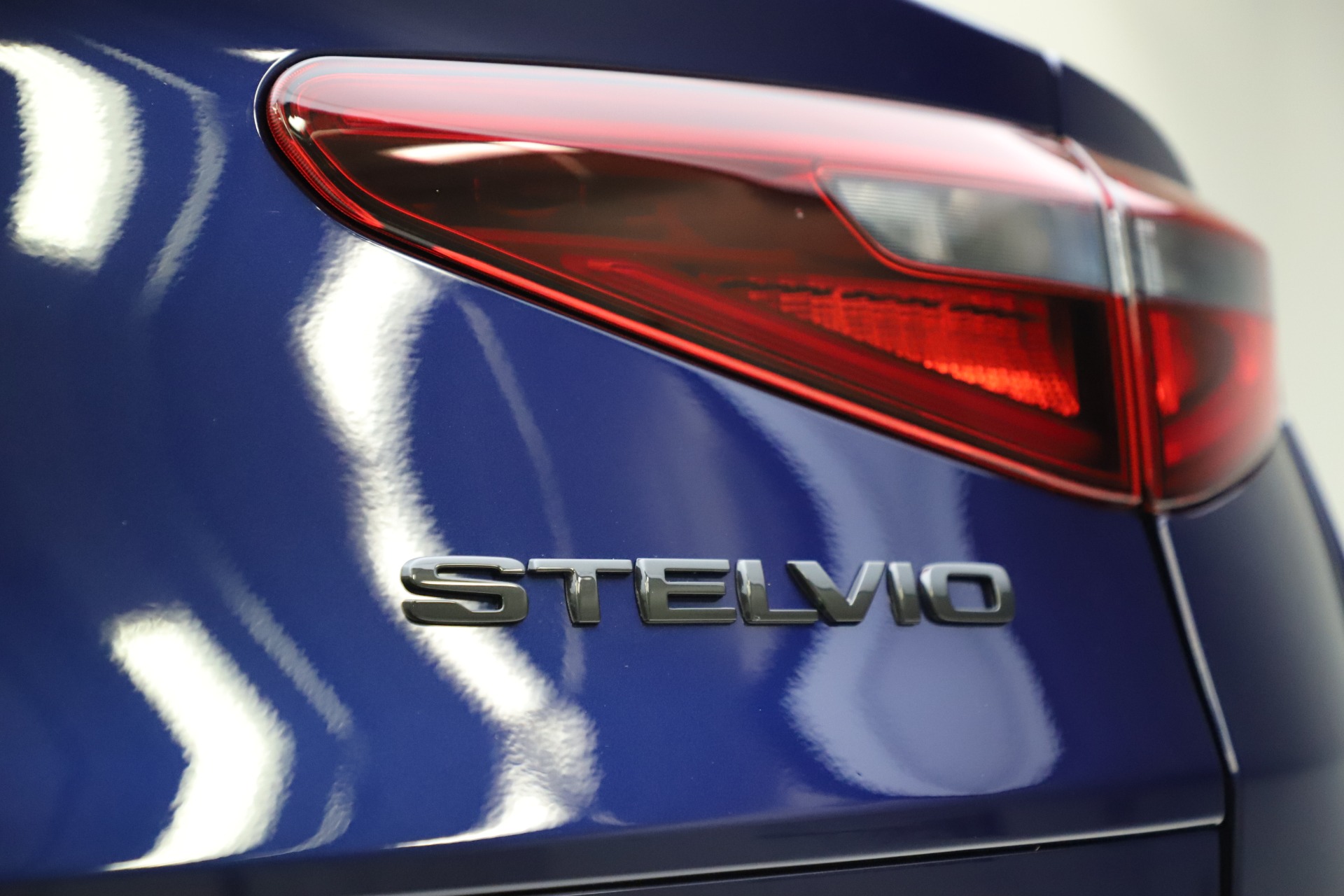 New-2020-Alfa-Romeo-Stelvio-Quadrifoglio