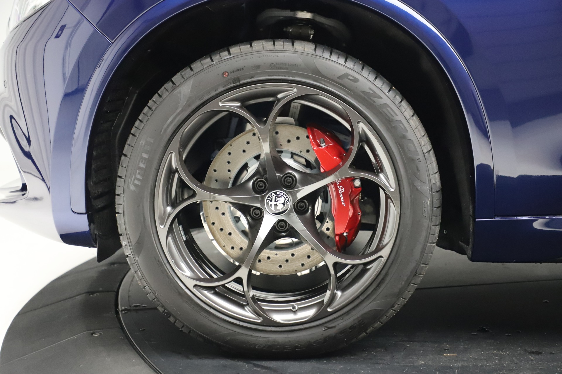 New-2020-Alfa-Romeo-Stelvio-Quadrifoglio