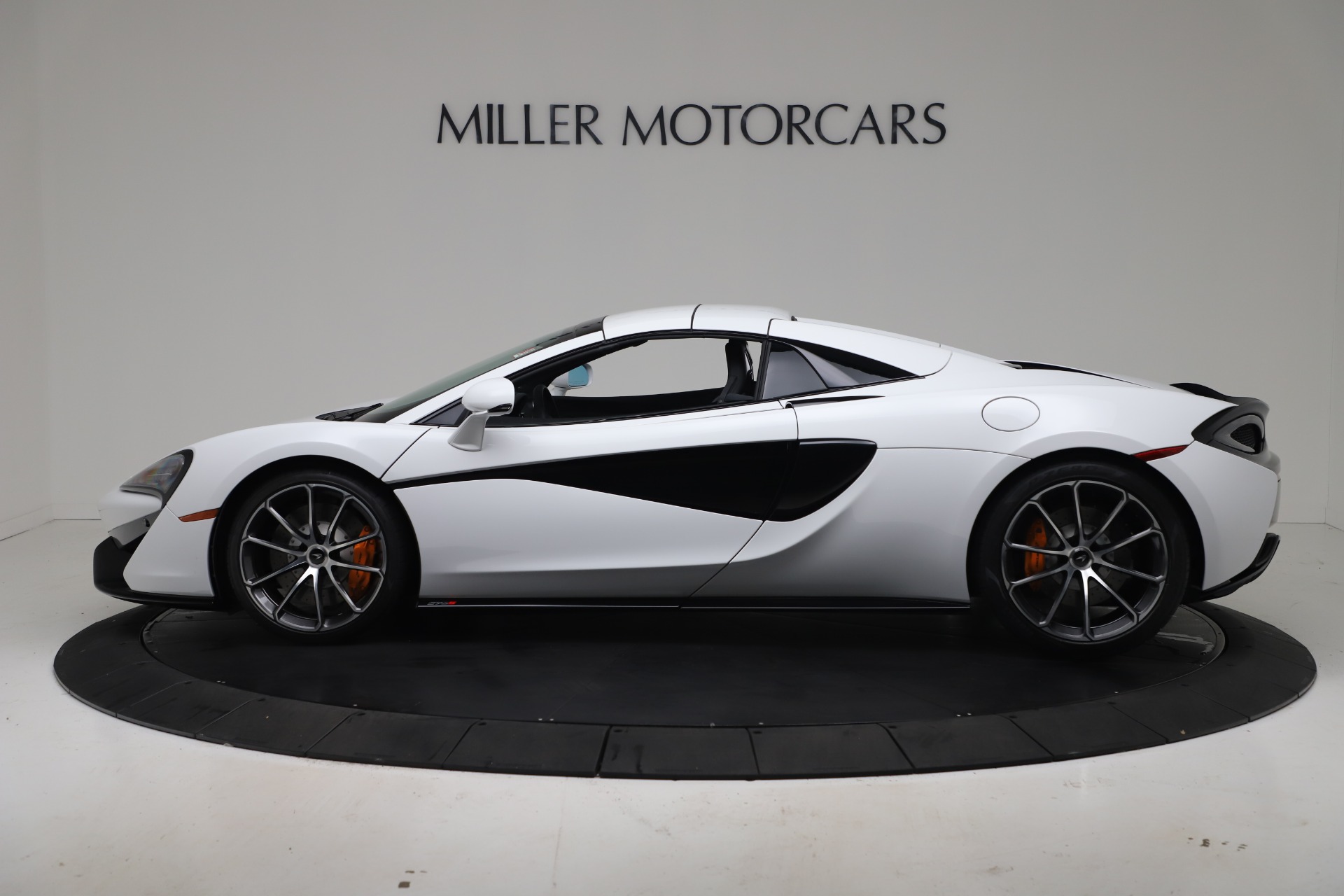 New-2020-McLaren-570S-Spider-Convertible