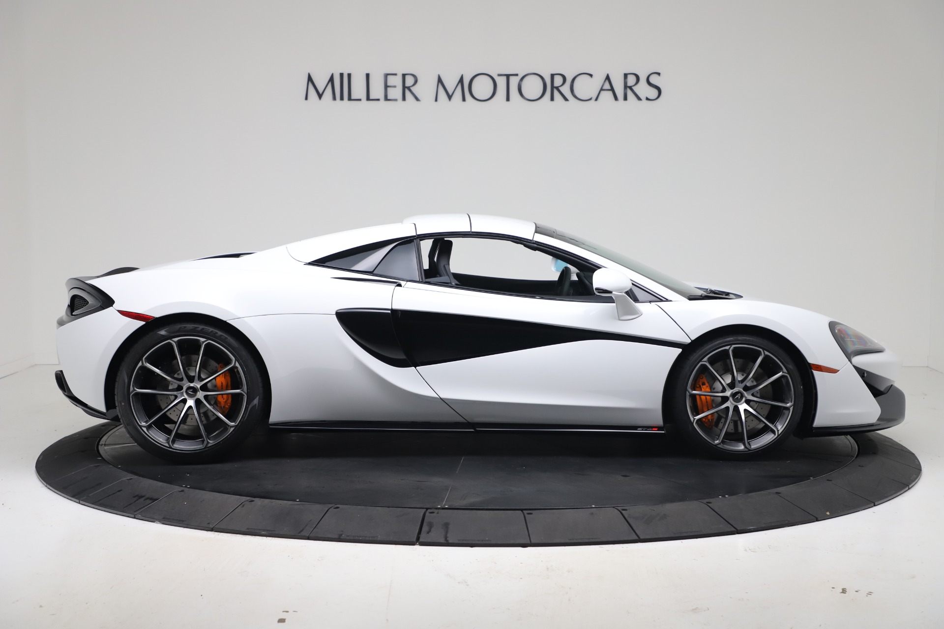 New-2020-McLaren-570S-Spider-Convertible