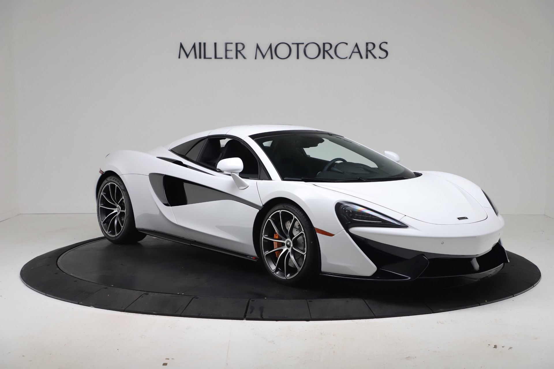 New-2020-McLaren-570S-Spider-Convertible