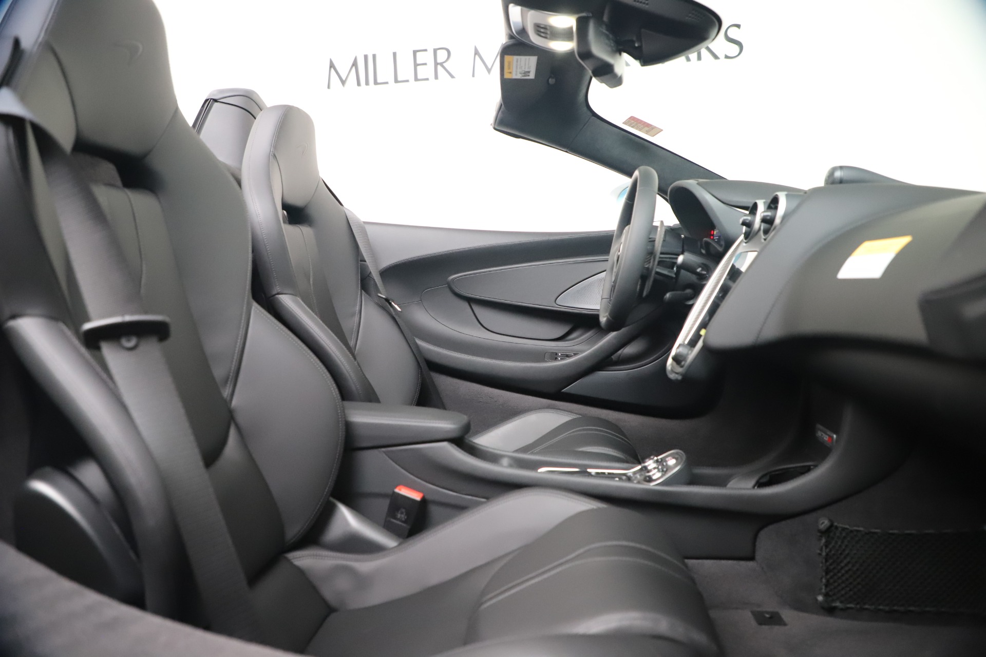 New-2020-McLaren-570S-Spider-Convertible