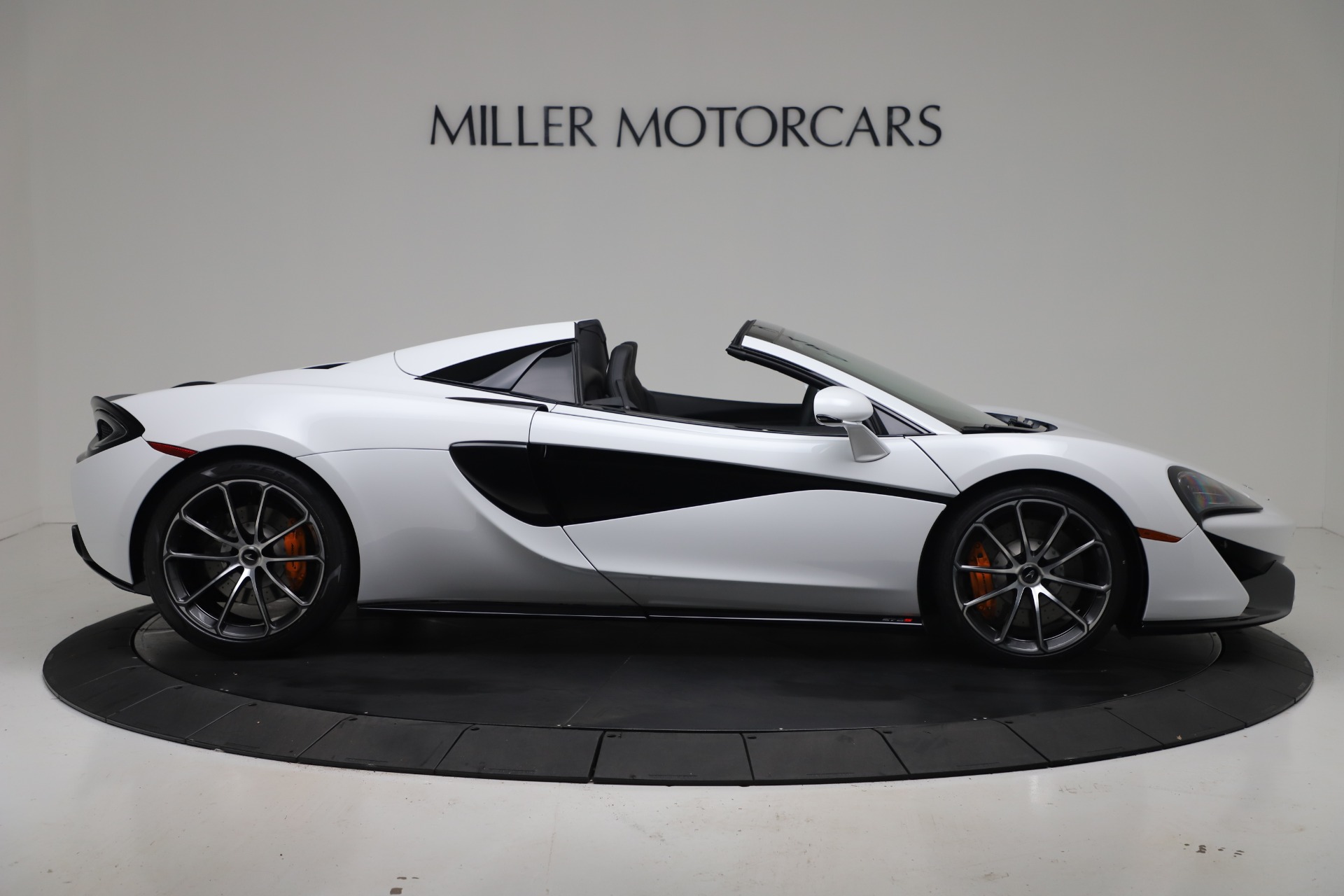 New-2020-McLaren-570S-Spider-Convertible
