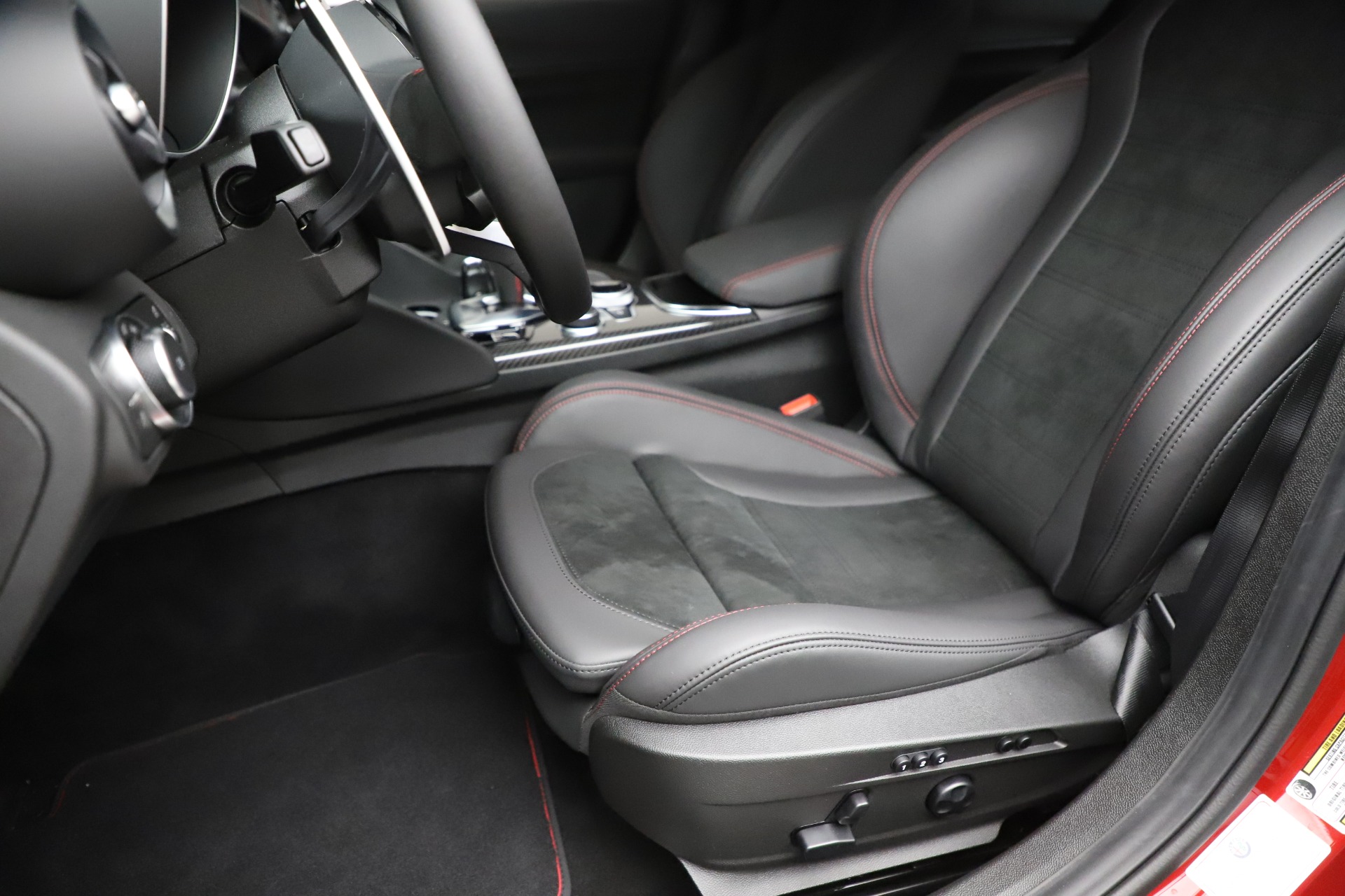 New-2020-Alfa-Romeo-Giulia-Quadrifoglio