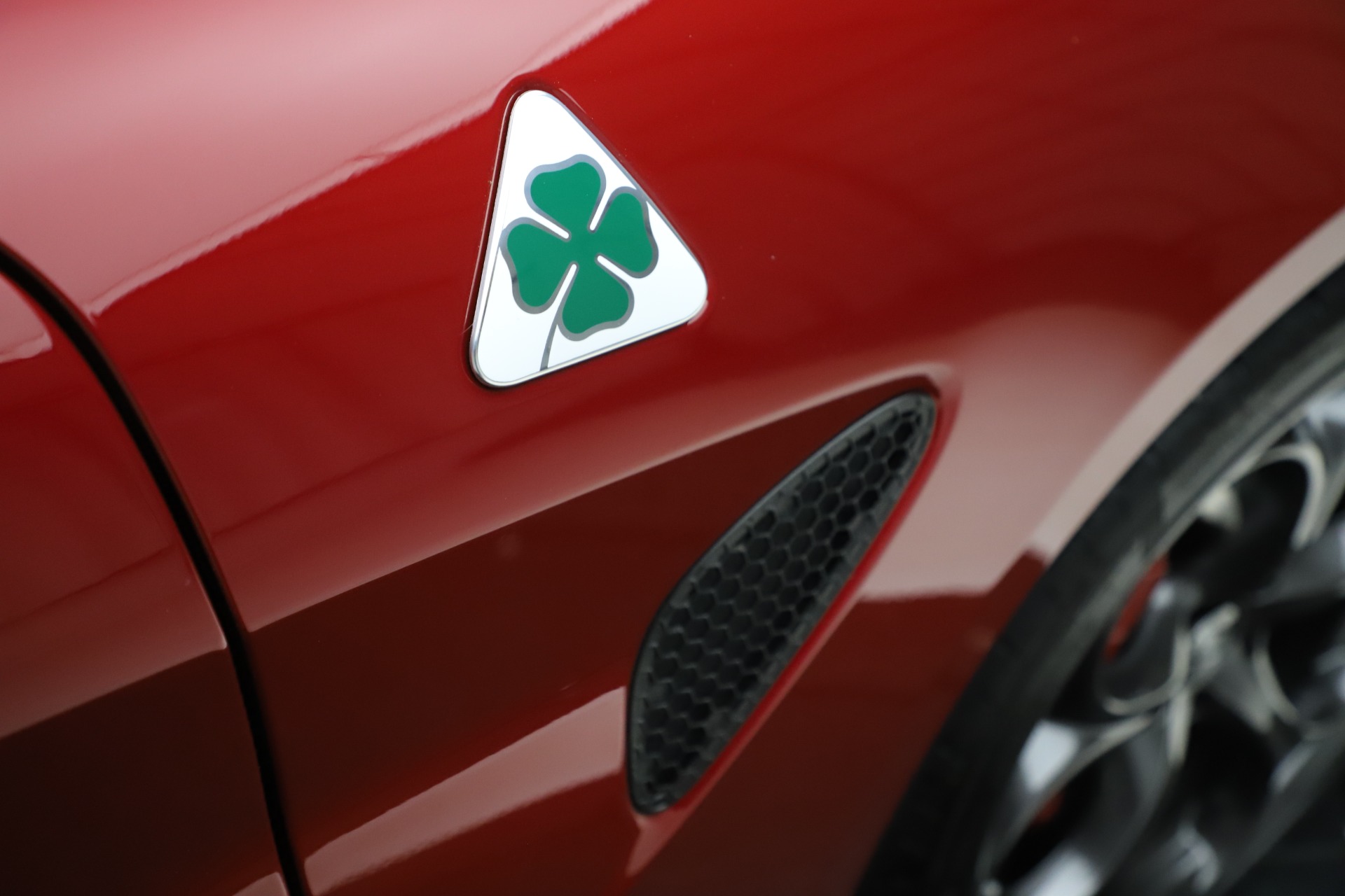 New-2020-Alfa-Romeo-Giulia-Quadrifoglio