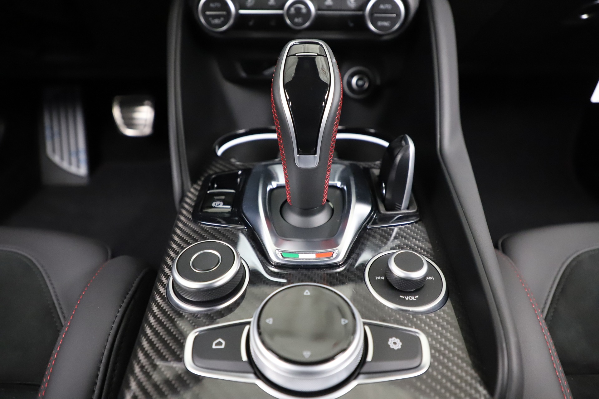 New-2020-Alfa-Romeo-Giulia-Quadrifoglio