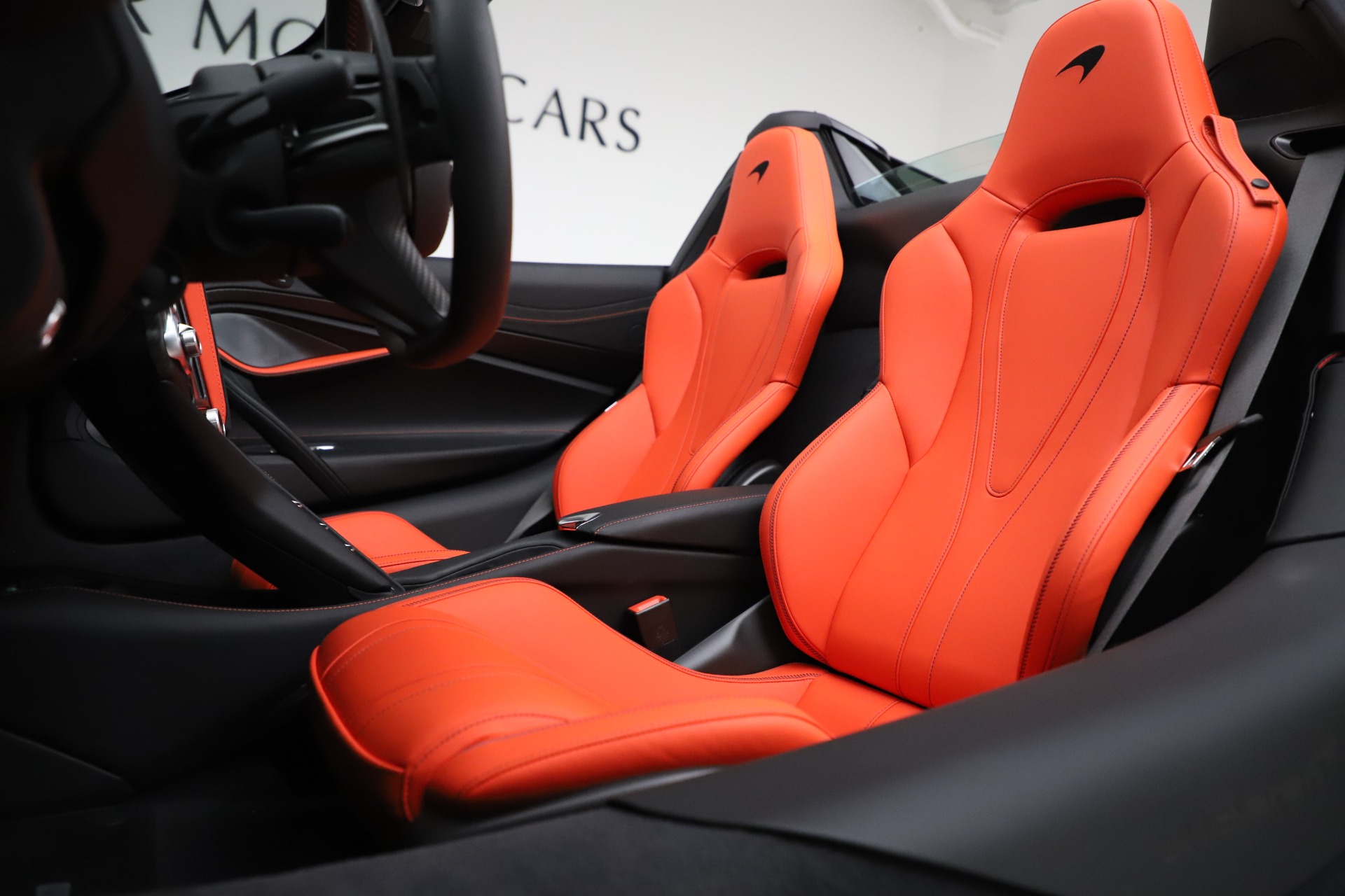 New-2020-McLaren-720S-Spider-Performance