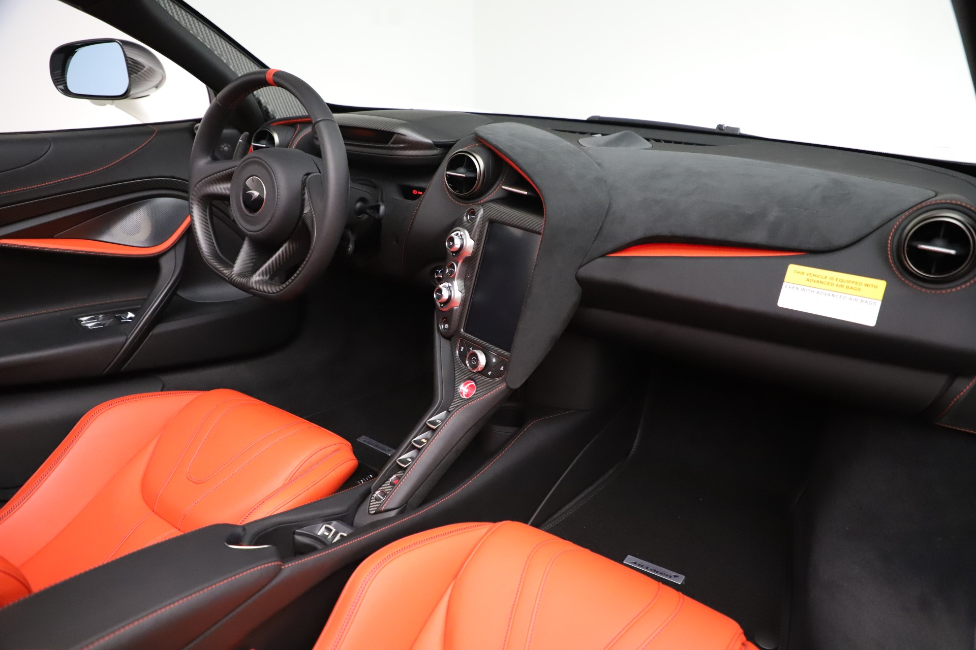 New-2020-McLaren-720S-Spider-Performance