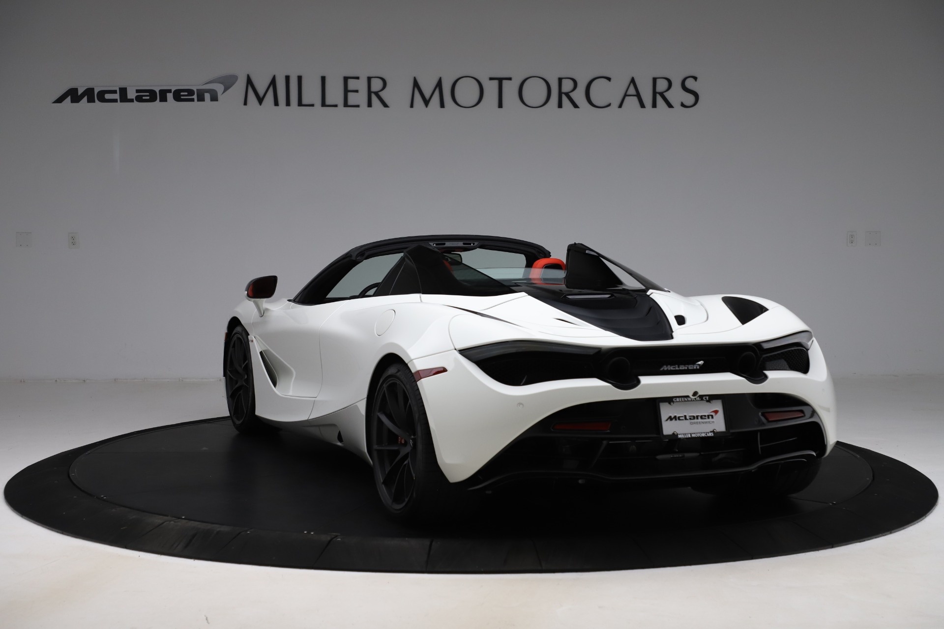 New-2020-McLaren-720S-Spider-Performance