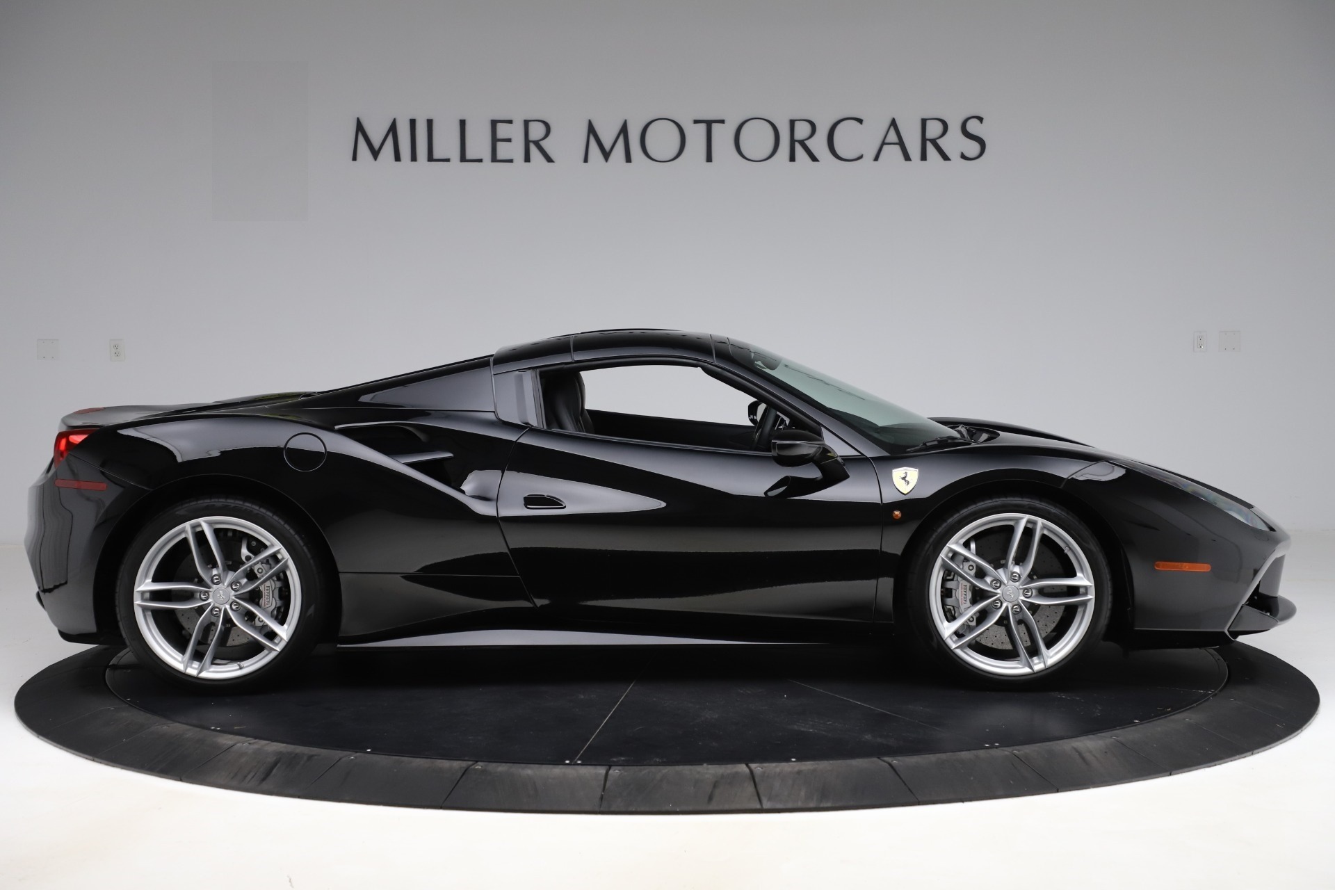 Used-2016-Ferrari-488-Spider