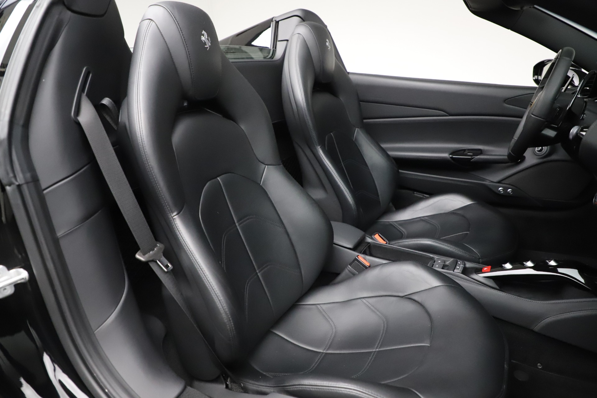 Used-2016-Ferrari-488-Spider