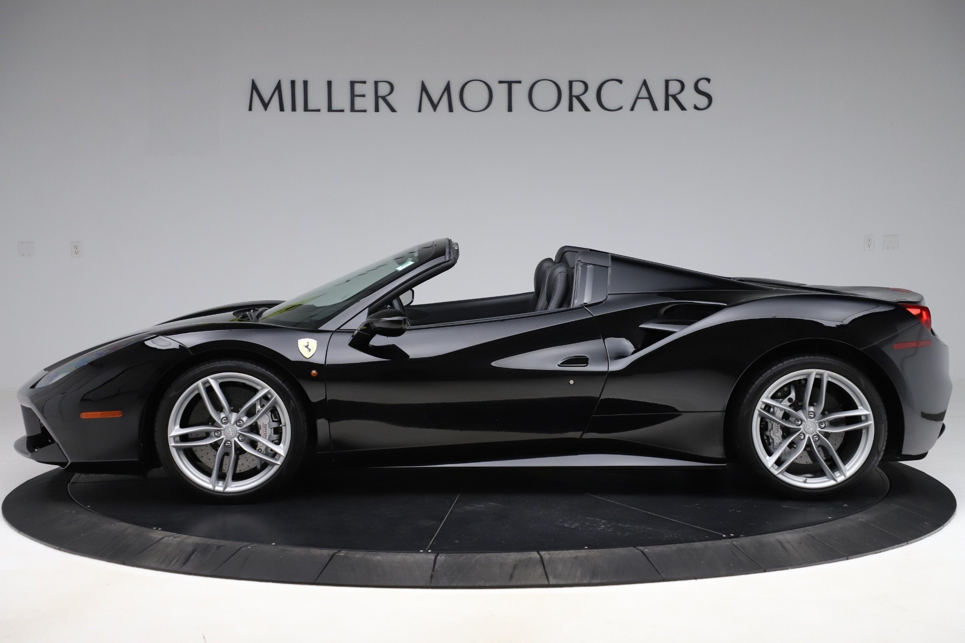 Used-2016-Ferrari-488-Spider
