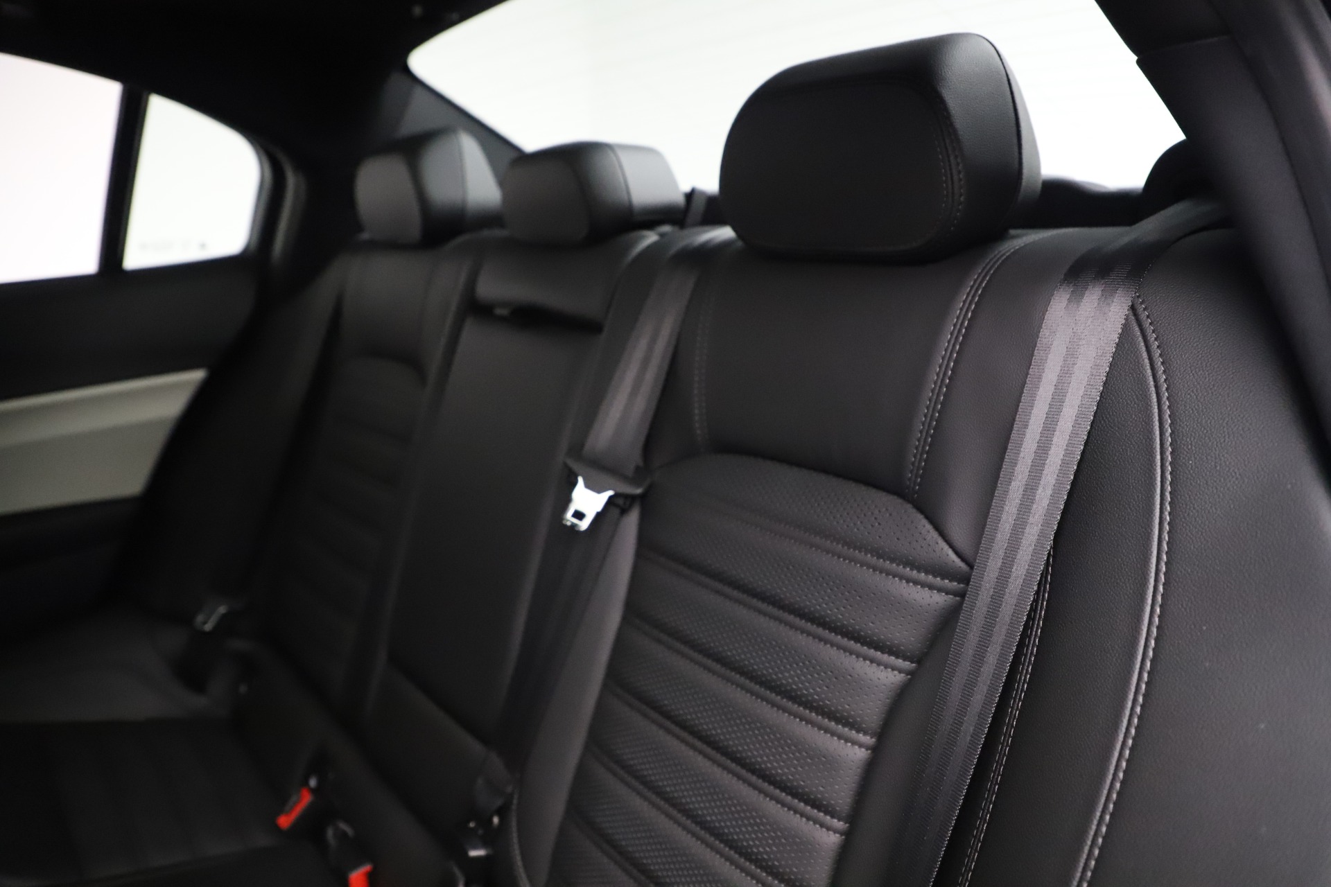 New-2020-Alfa-Romeo-Giulia-Ti-Sport-Q4