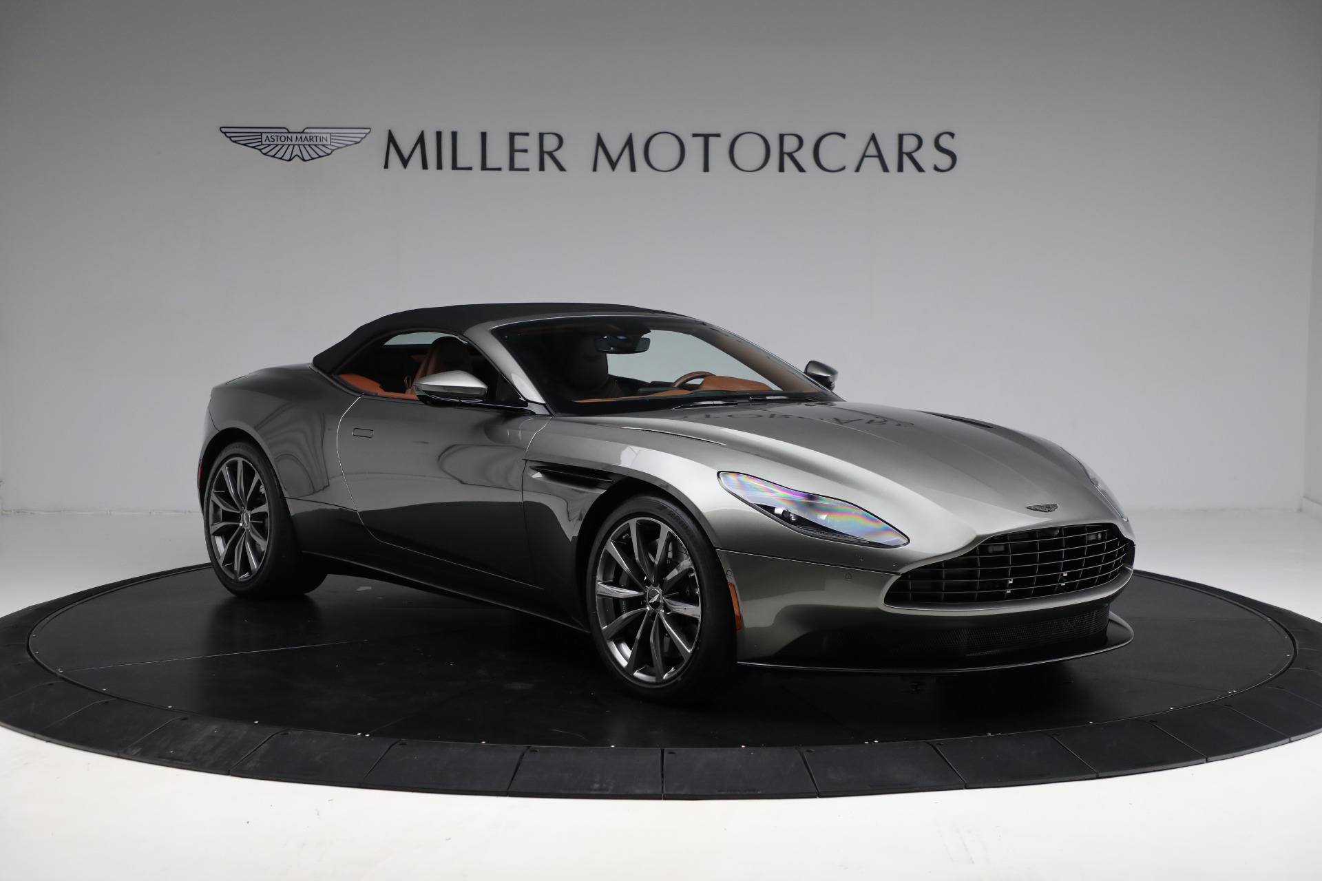 Used-2020-Aston-Martin-DB11-Volante-Convertible