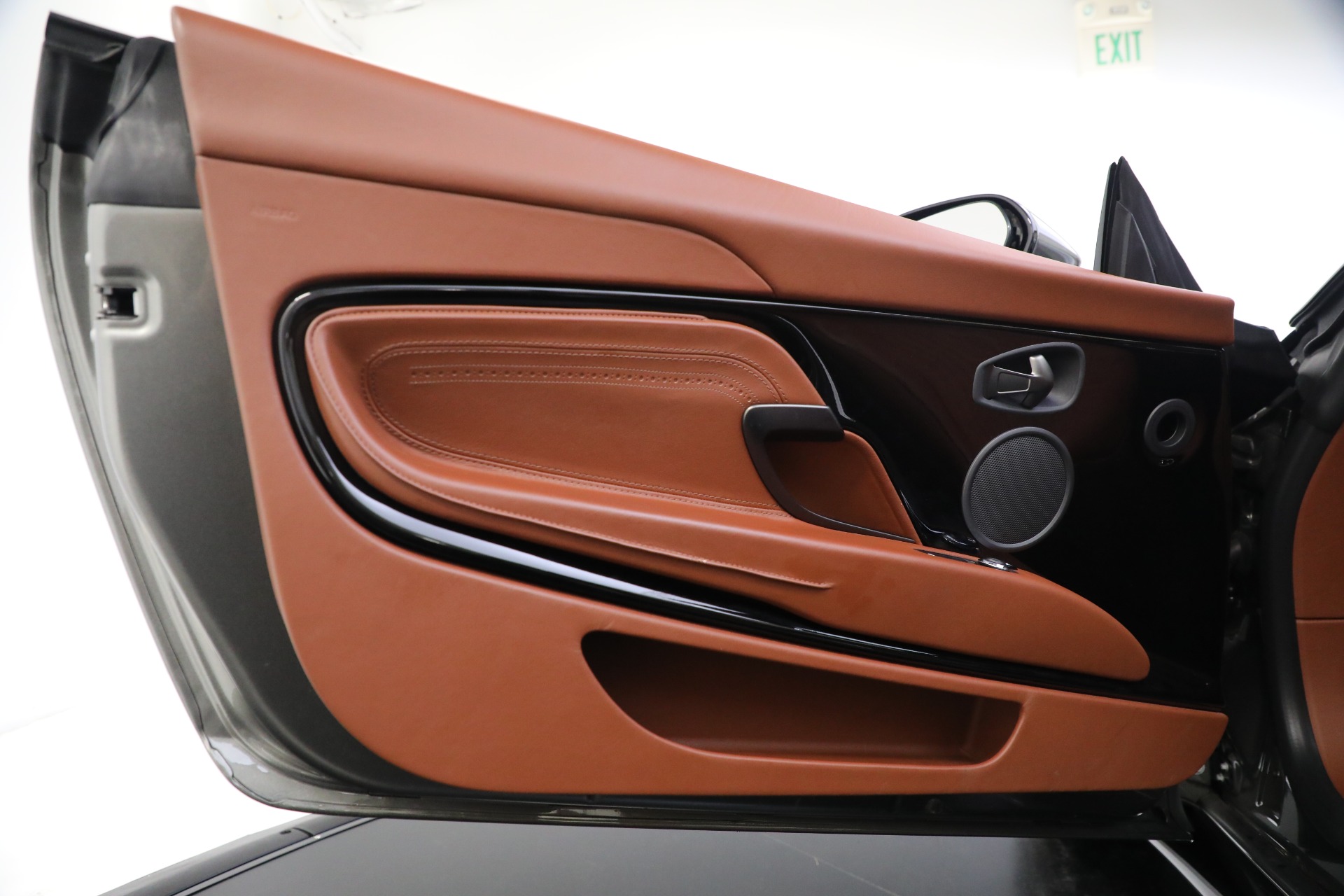 Used-2020-Aston-Martin-DB11-Volante-Convertible