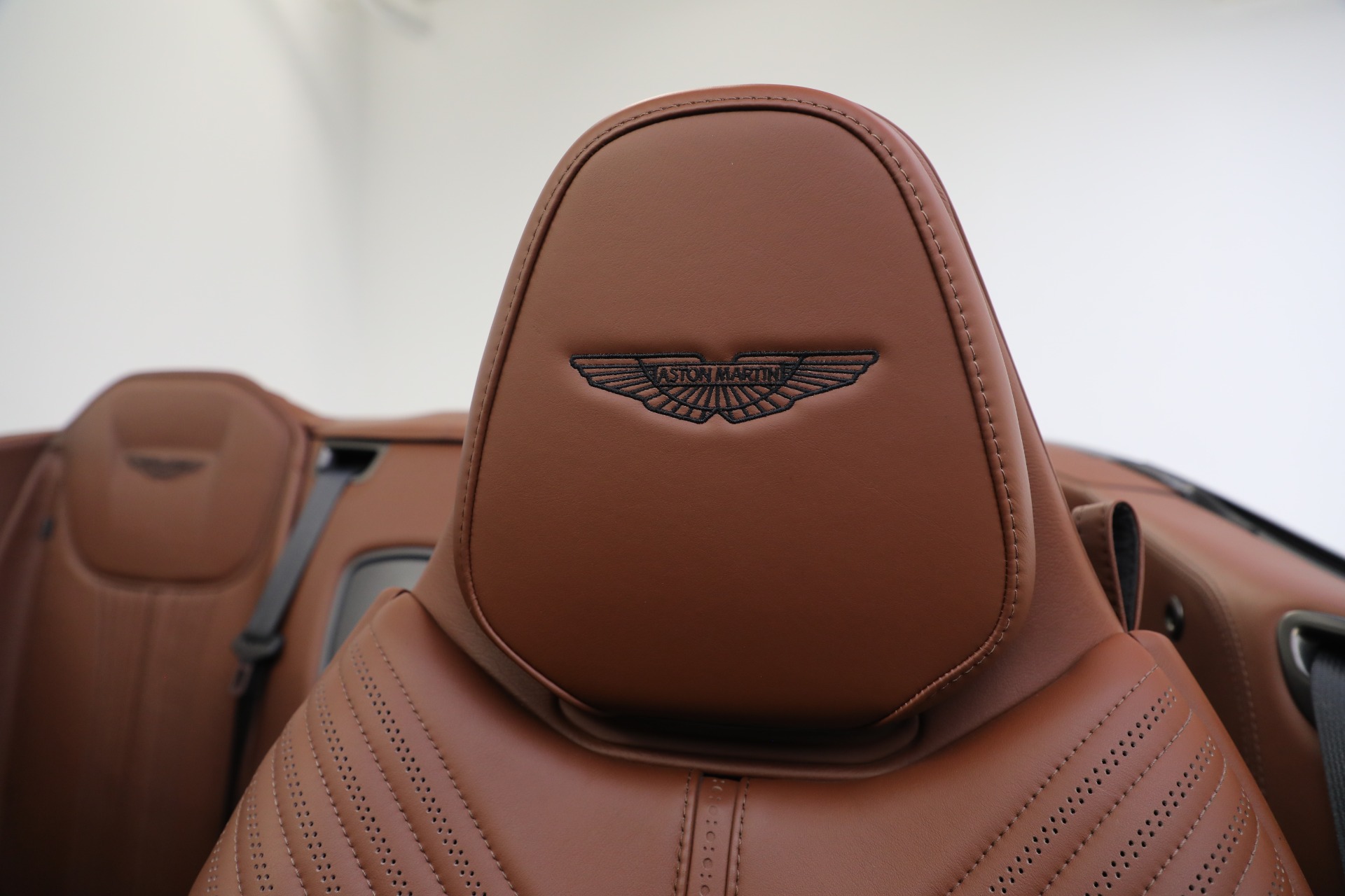 Used-2020-Aston-Martin-DB11-Volante-Convertible