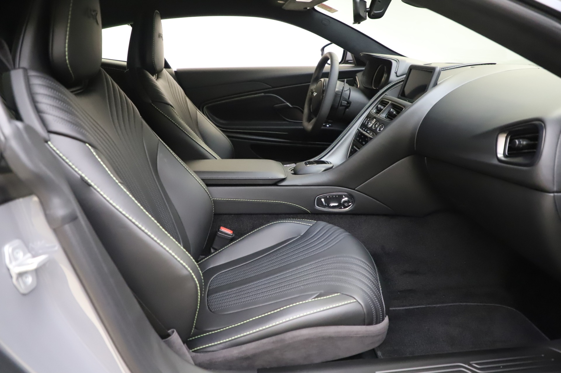 Used-2020-Aston-Martin-DB11-V12-AMR-Coupe