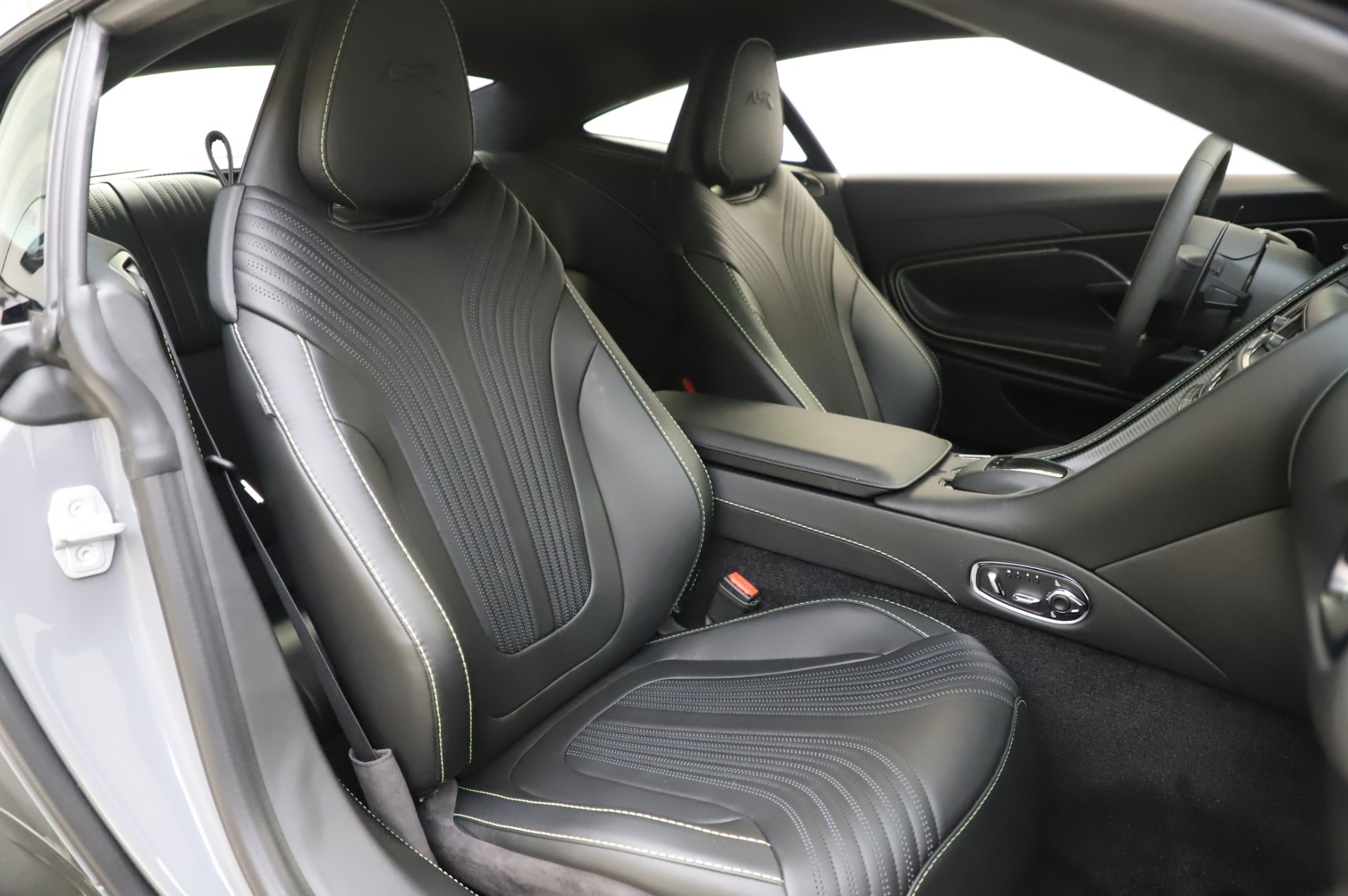 Used-2020-Aston-Martin-DB11-V12-AMR-Coupe