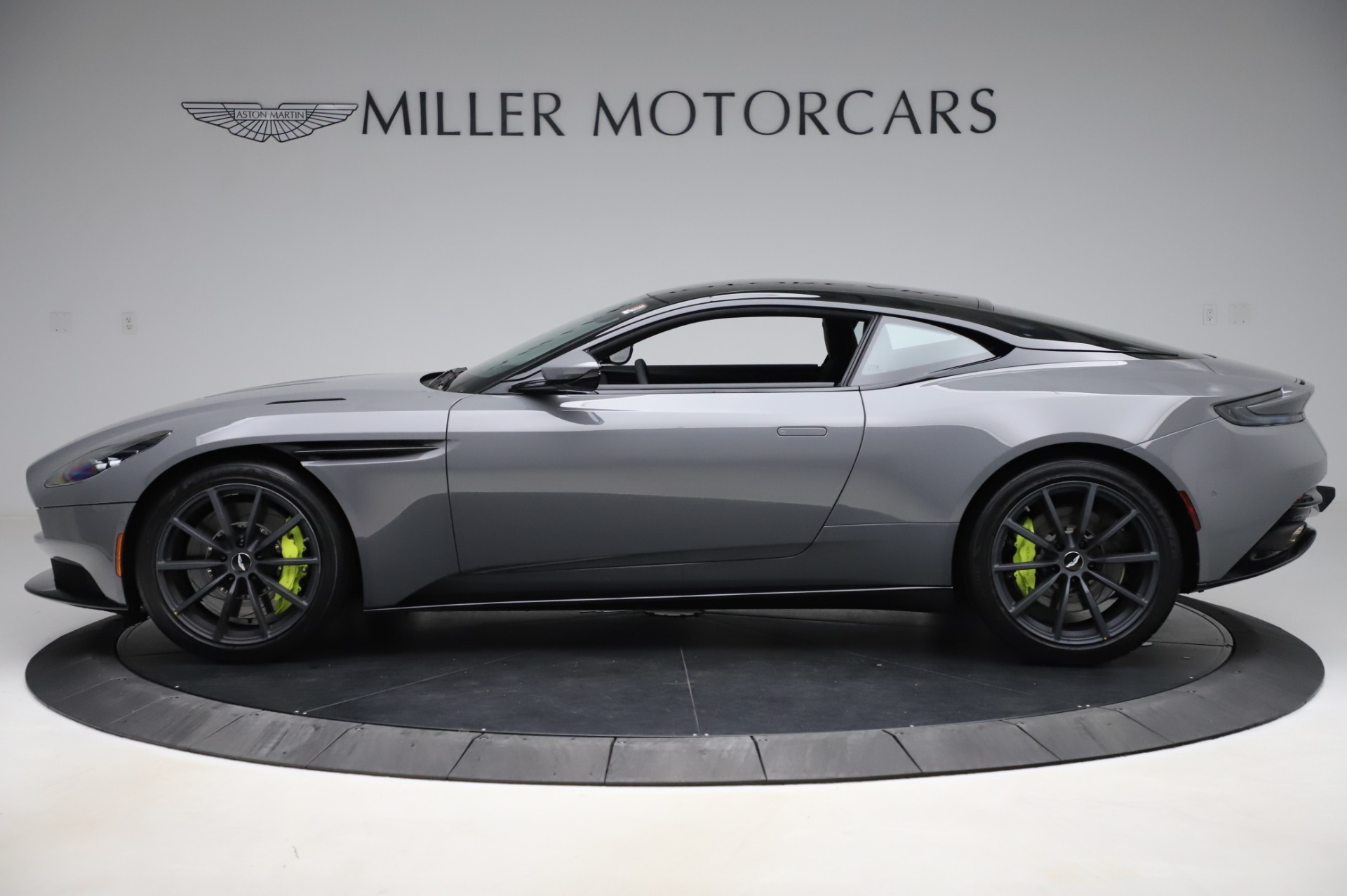 Used-2020-Aston-Martin-DB11-V12-AMR-Coupe