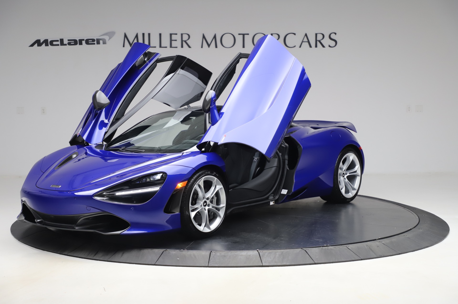 Used-2020-McLaren-720S-Performance