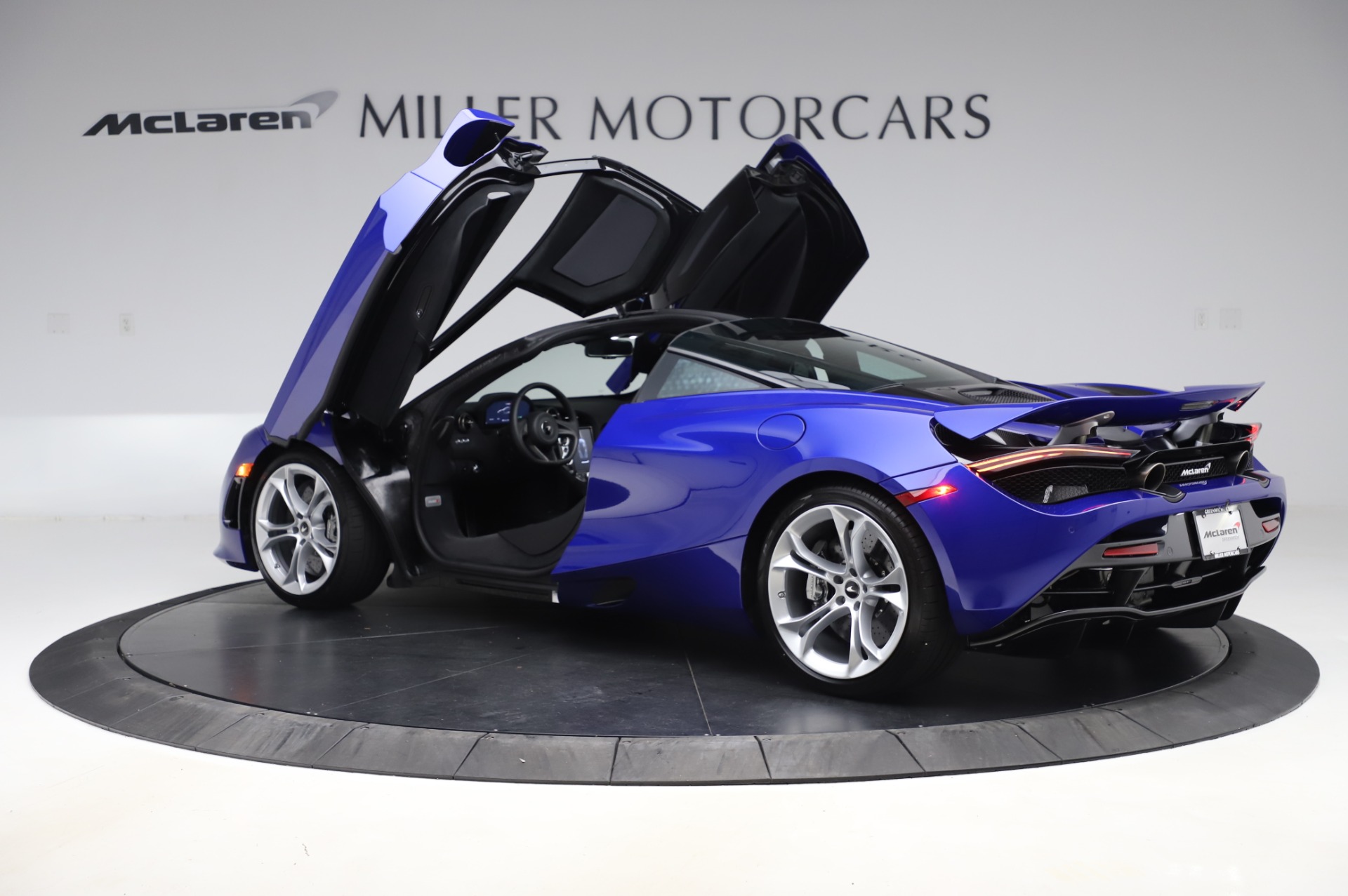 Used-2020-McLaren-720S-Performance