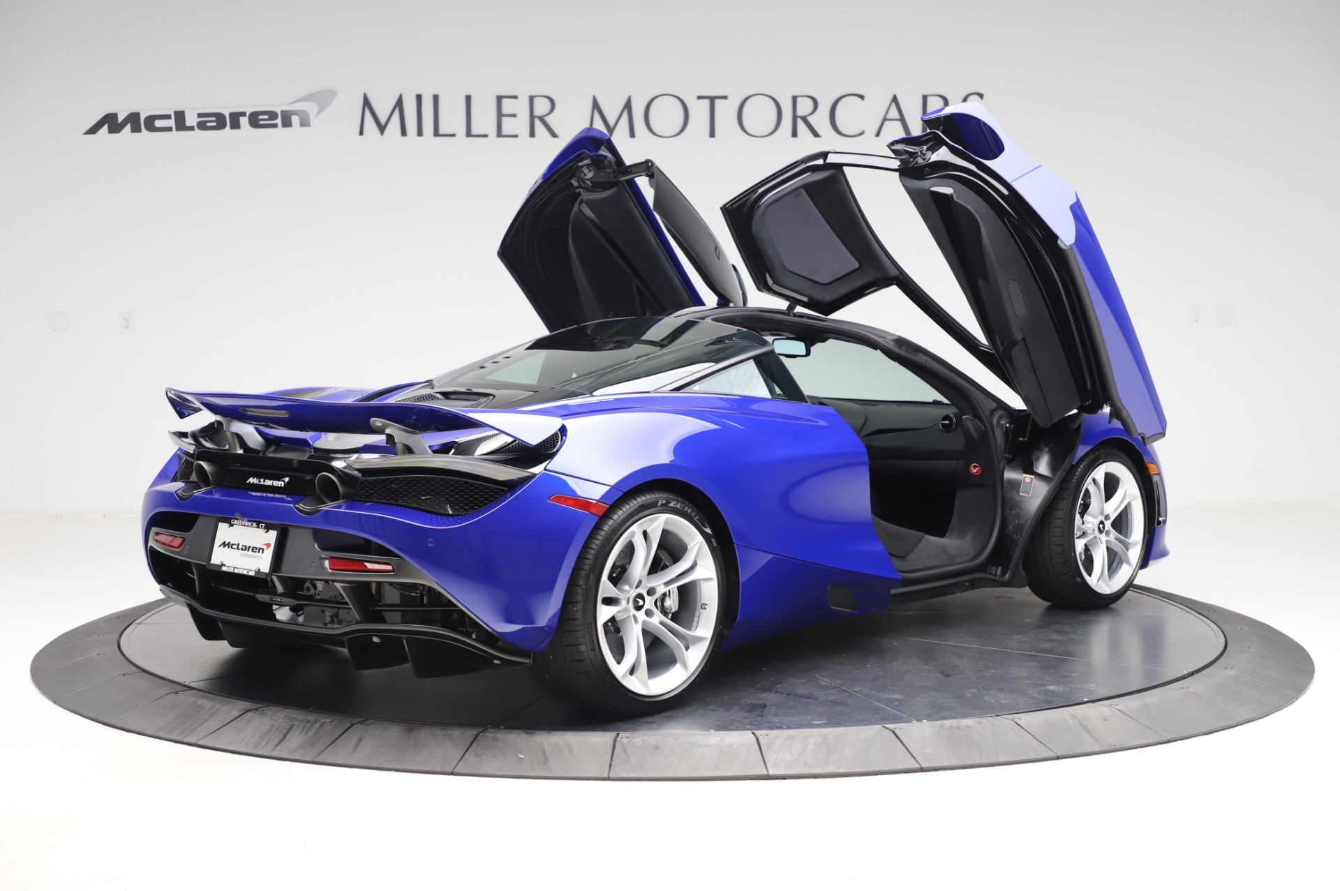Used-2020-McLaren-720S-Performance