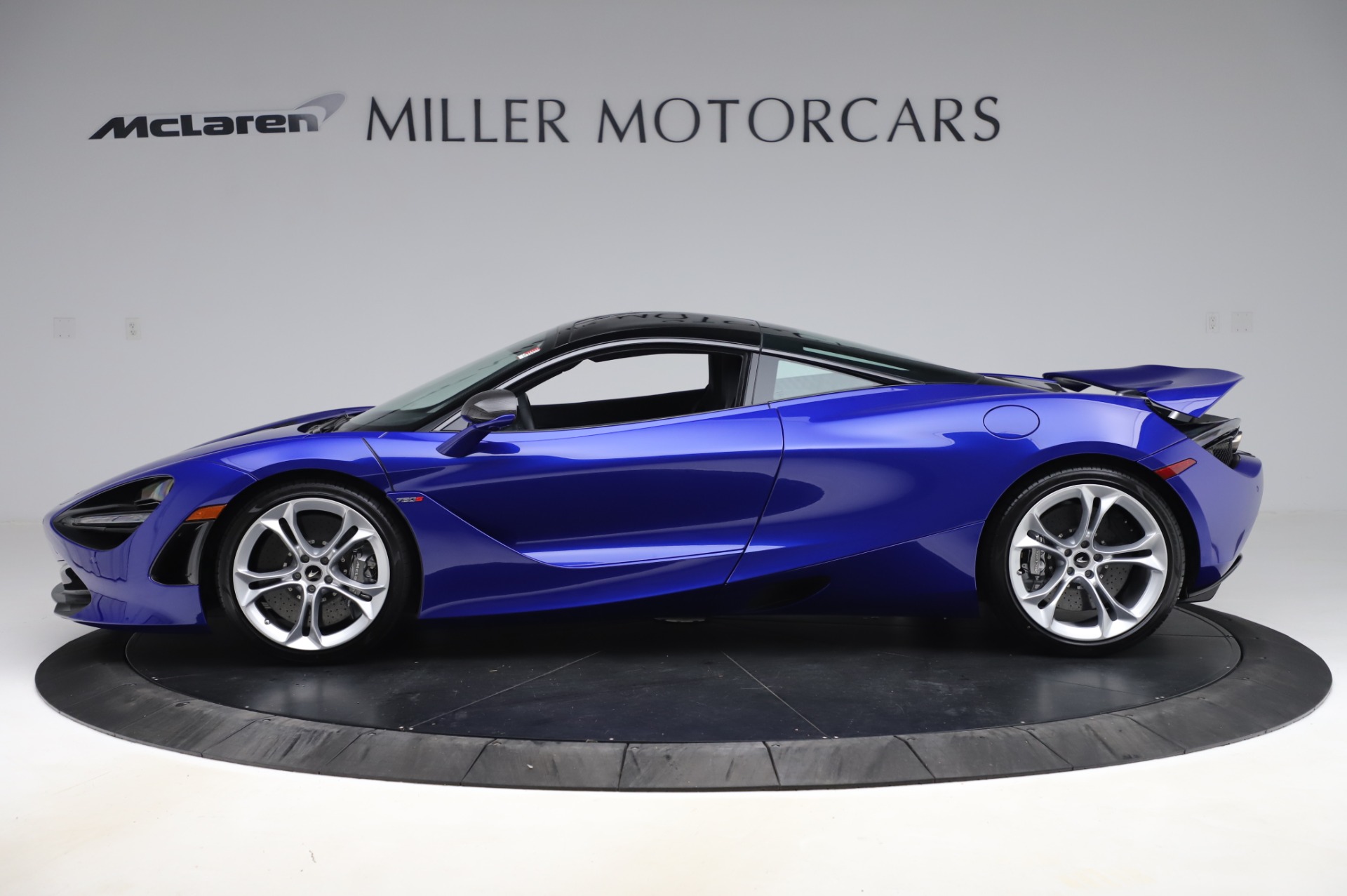 Used-2020-McLaren-720S-Performance