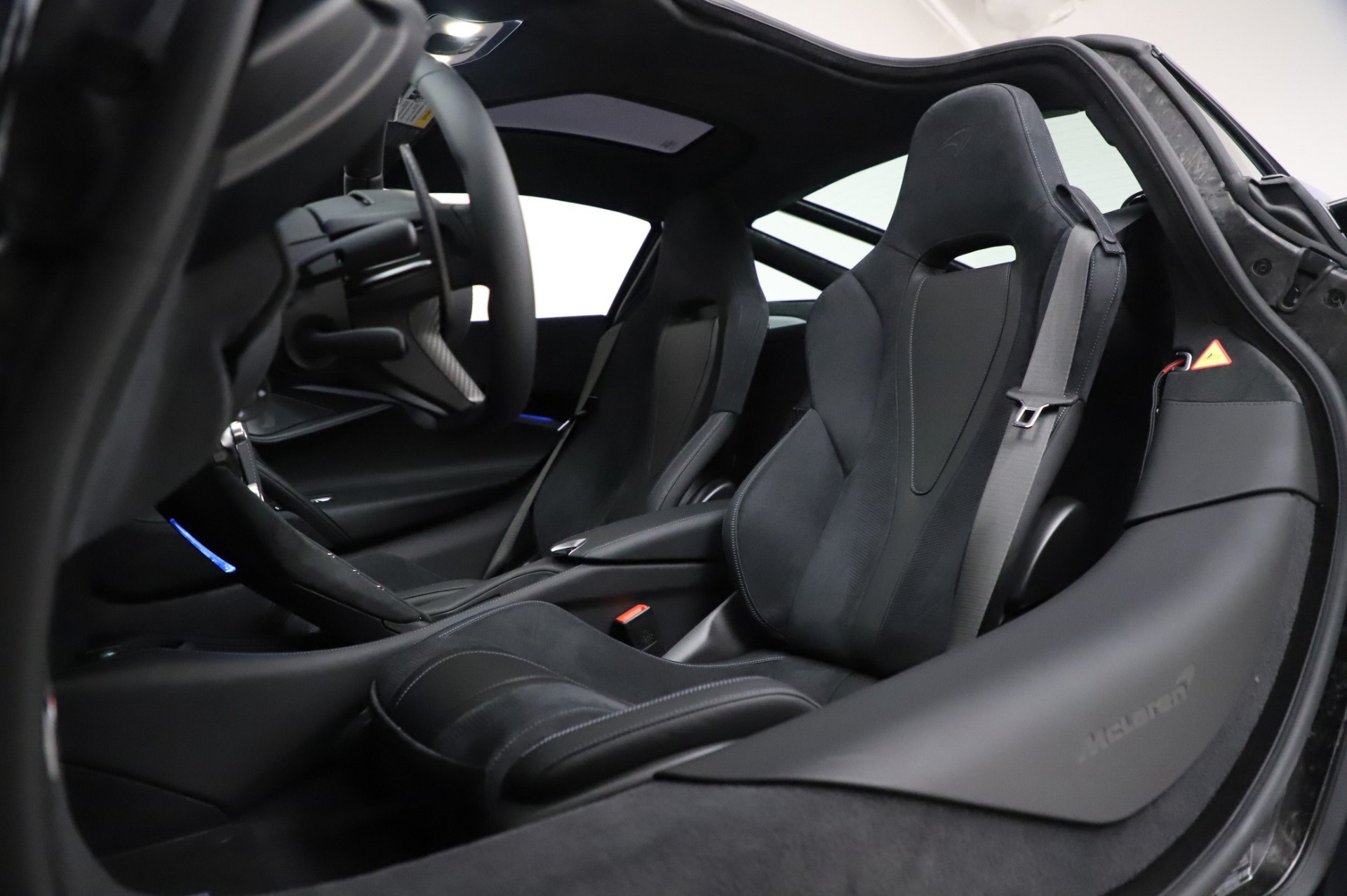 Used-2020-McLaren-720S-Performance