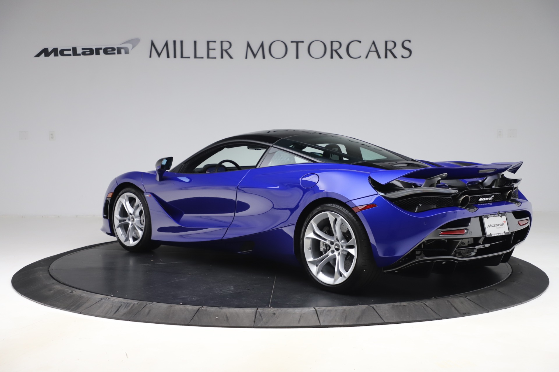 Used-2020-McLaren-720S-Performance