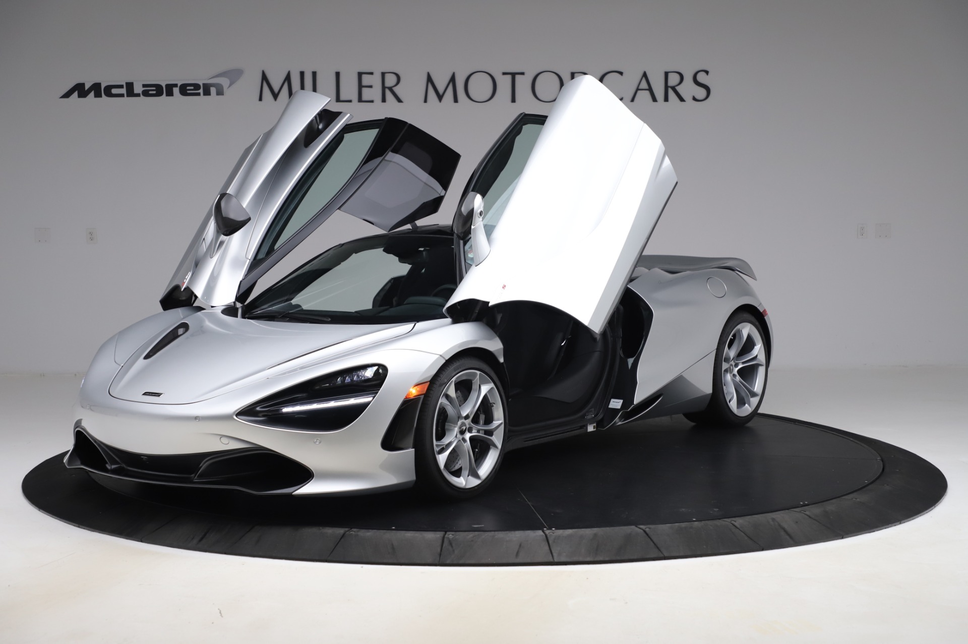 New-2020-McLaren-720S-Performance