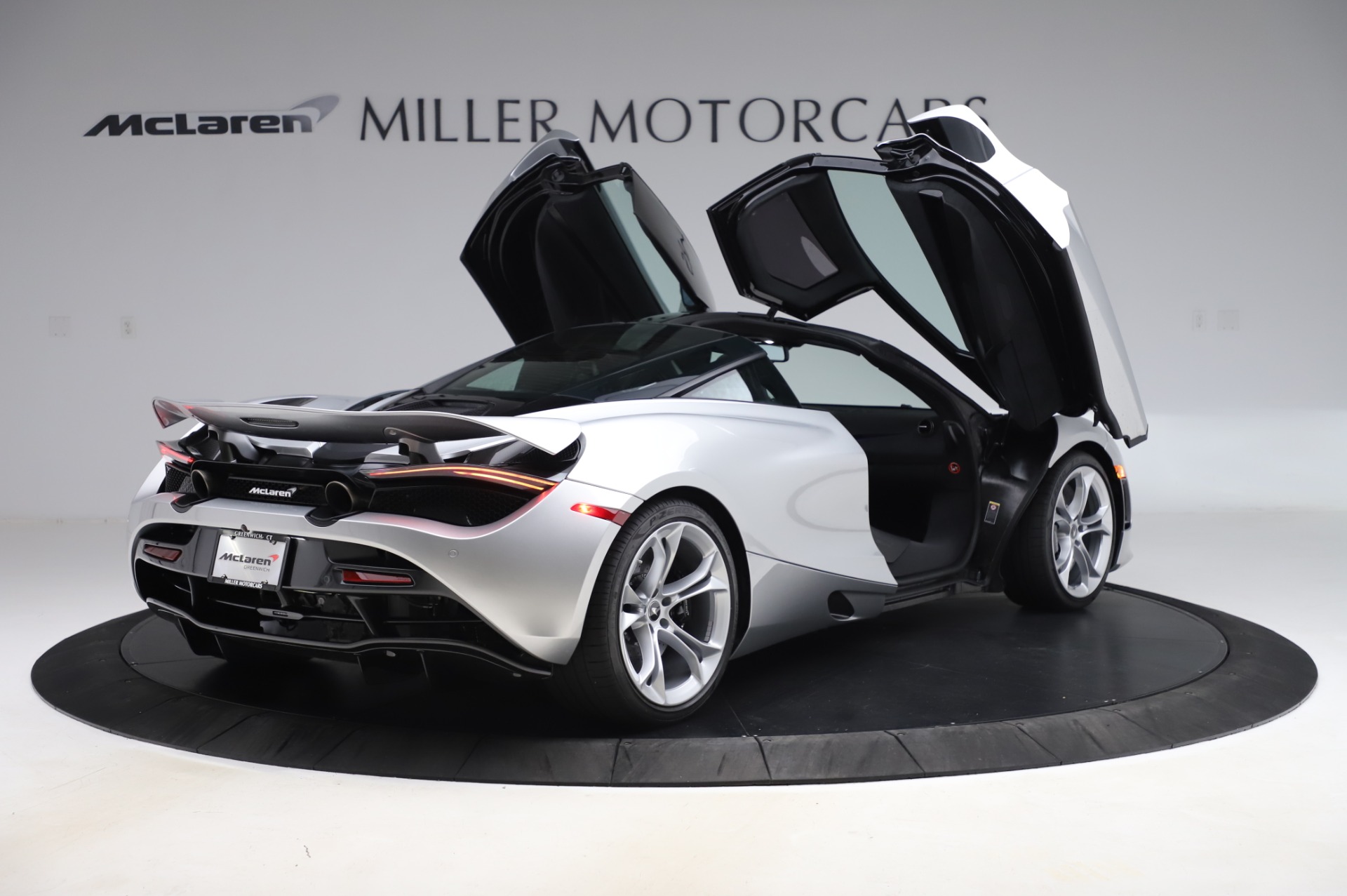New-2020-McLaren-720S-Performance