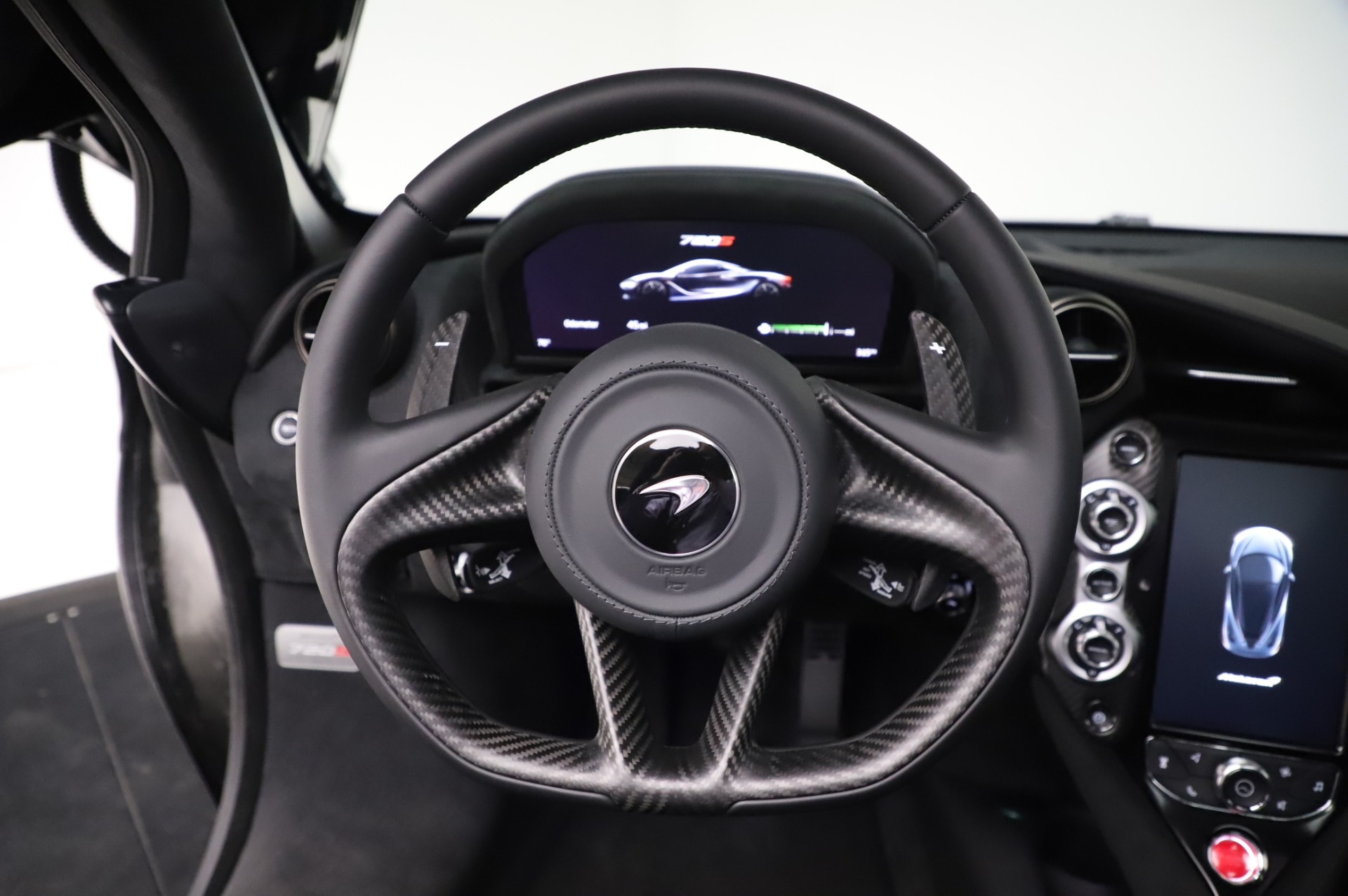 New-2020-McLaren-720S-Performance