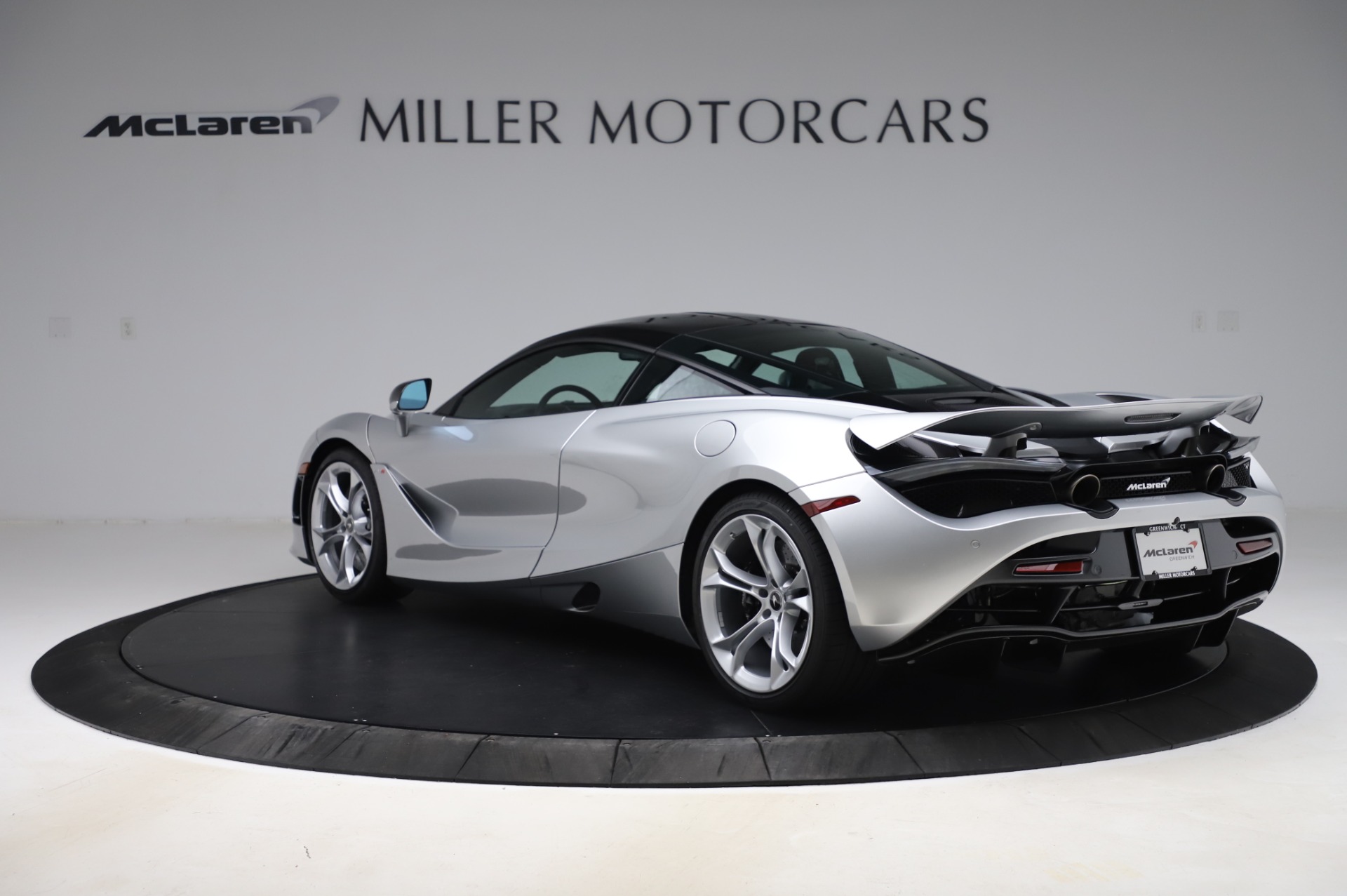 New-2020-McLaren-720S-Performance