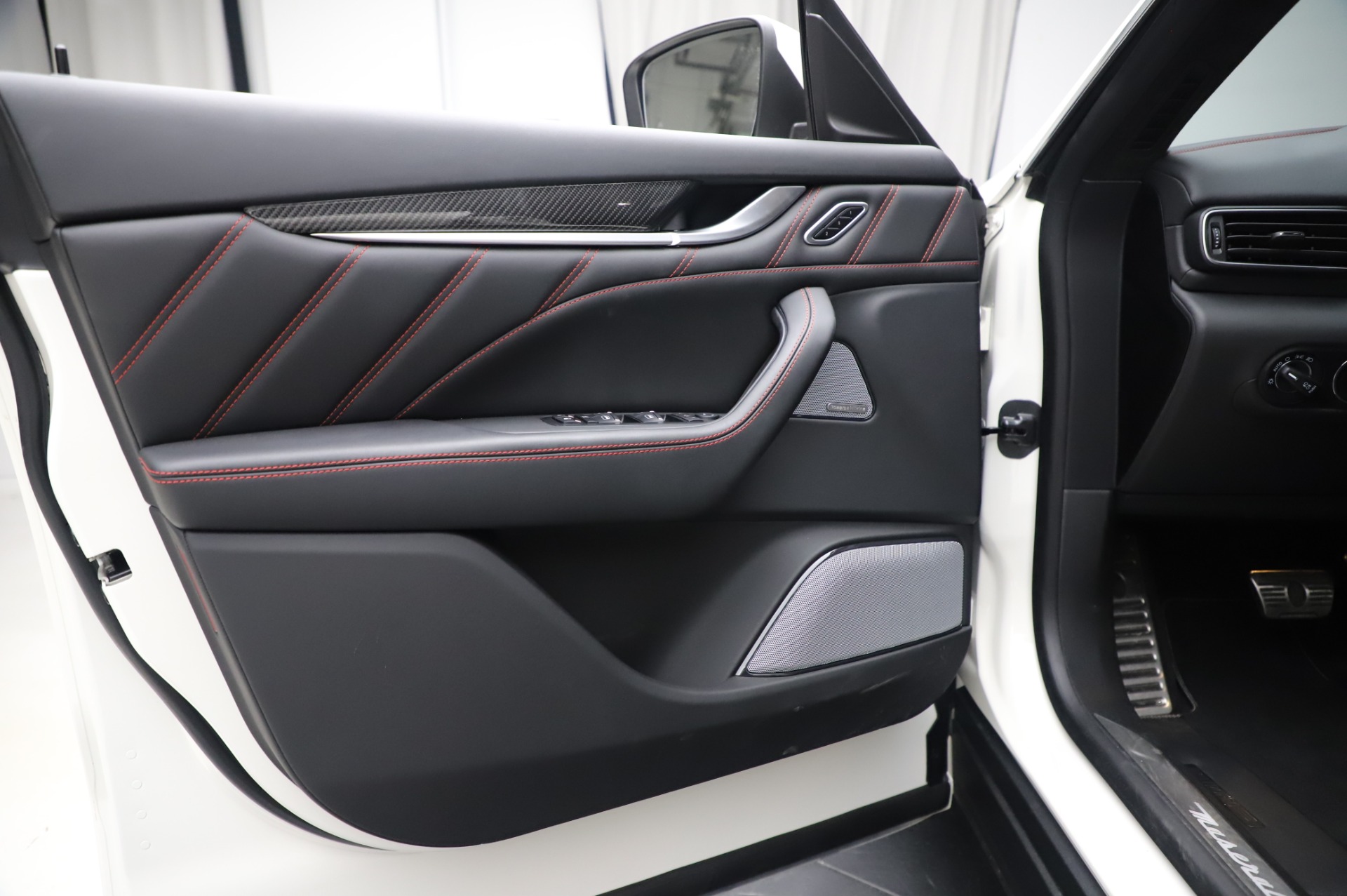 Used-2019-Maserati-Levante-Trofeo