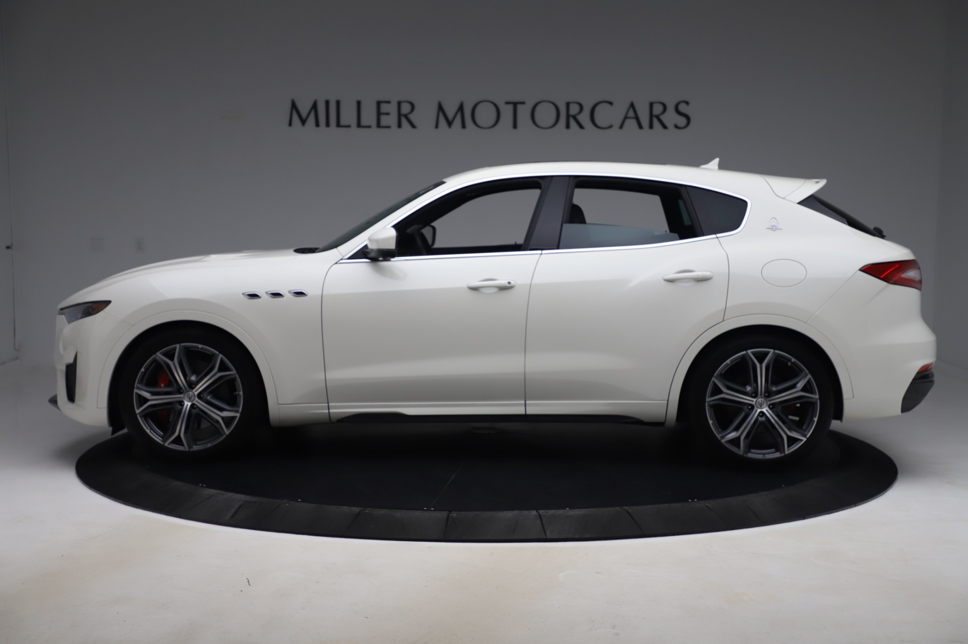 Used-2019-Maserati-Levante-Trofeo