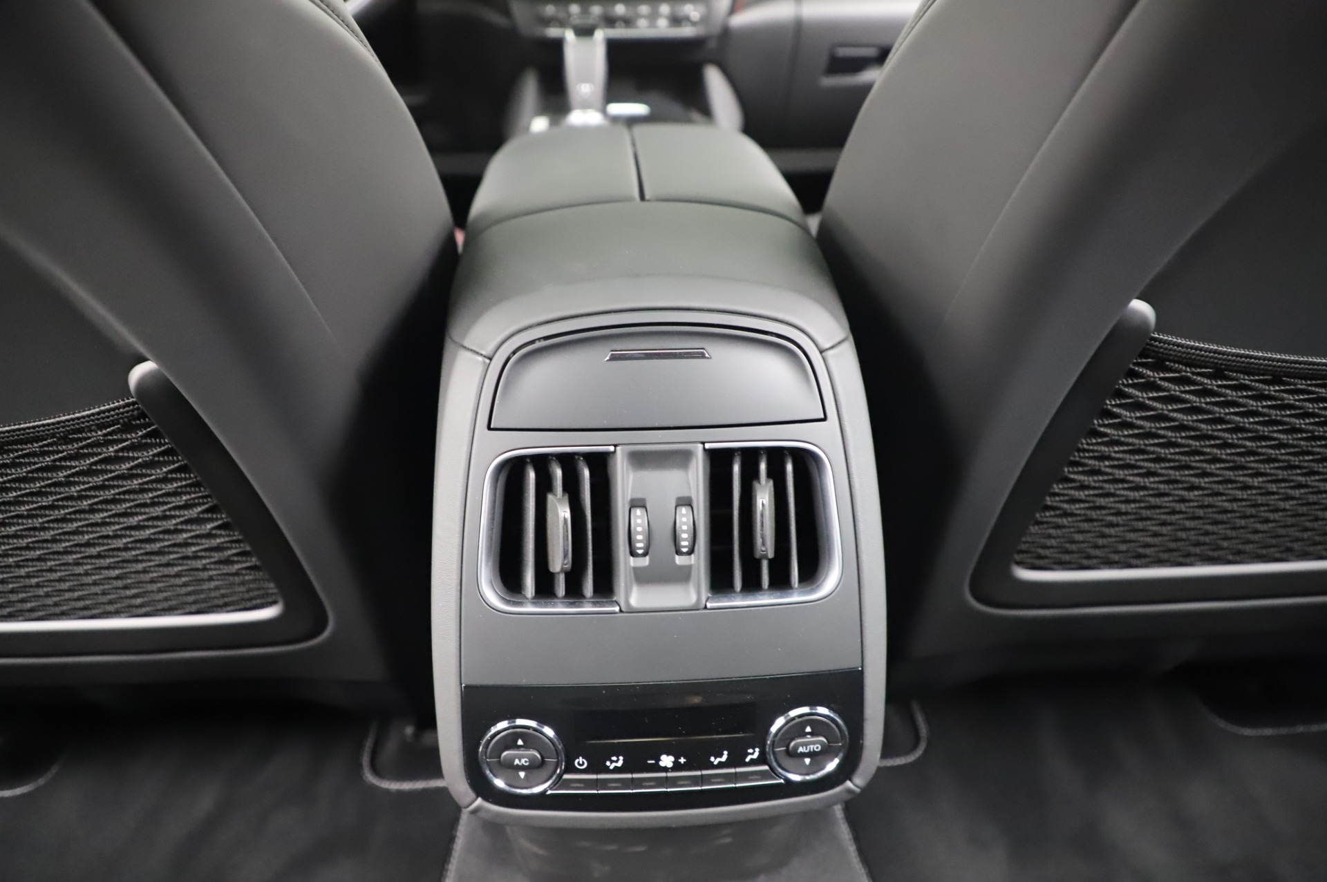 Used-2019-Maserati-Levante-Trofeo