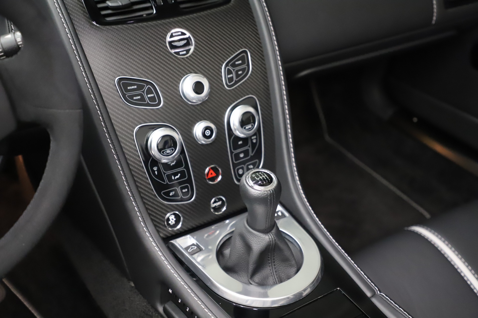 Used-2017-Aston-Martin-V12-Vantage-S-Roadster