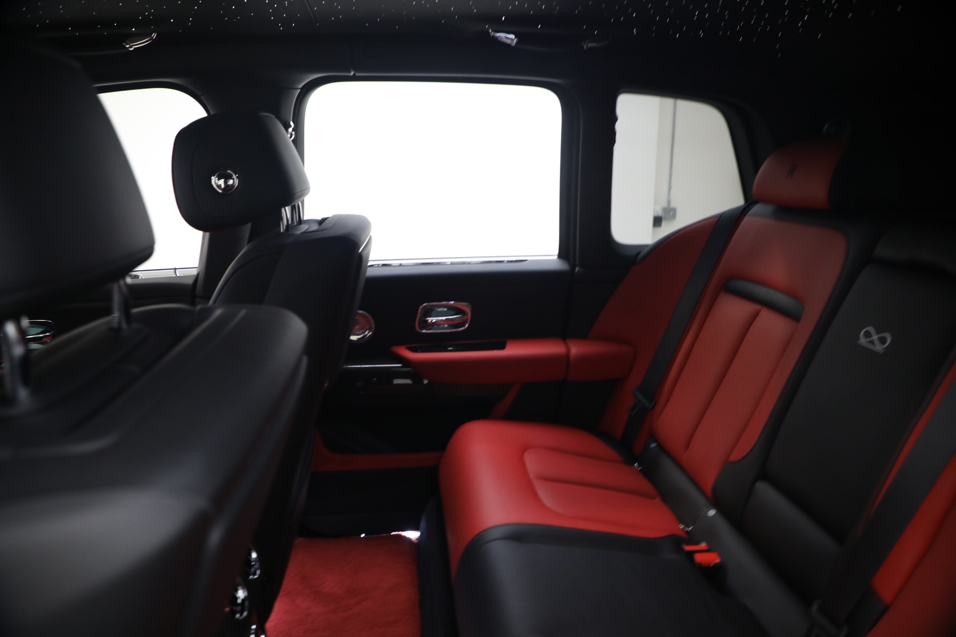 Used-2020-Rolls-Royce-Cullinan-Black-Badge