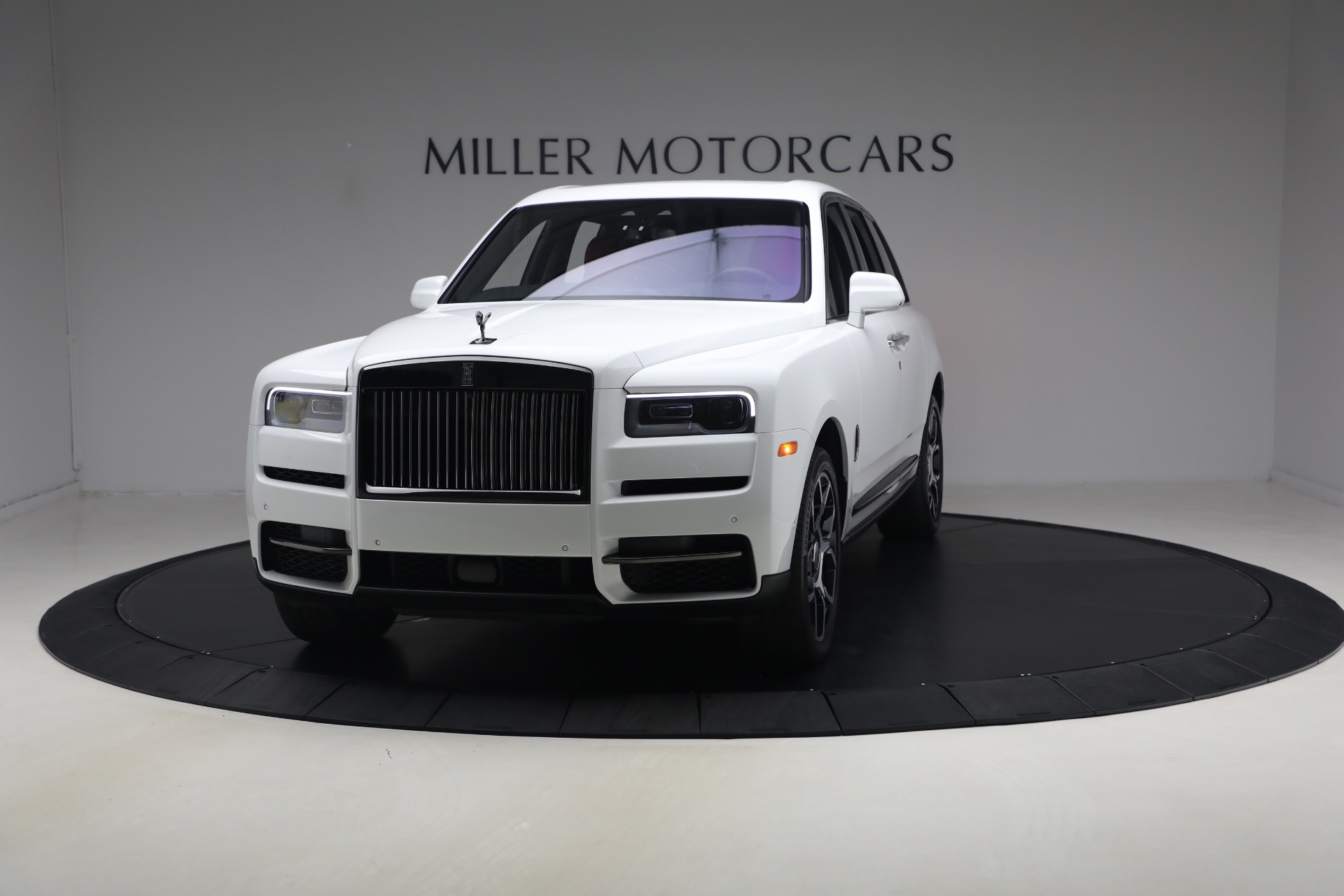 Used-2020-Rolls-Royce-Cullinan-Black-Badge