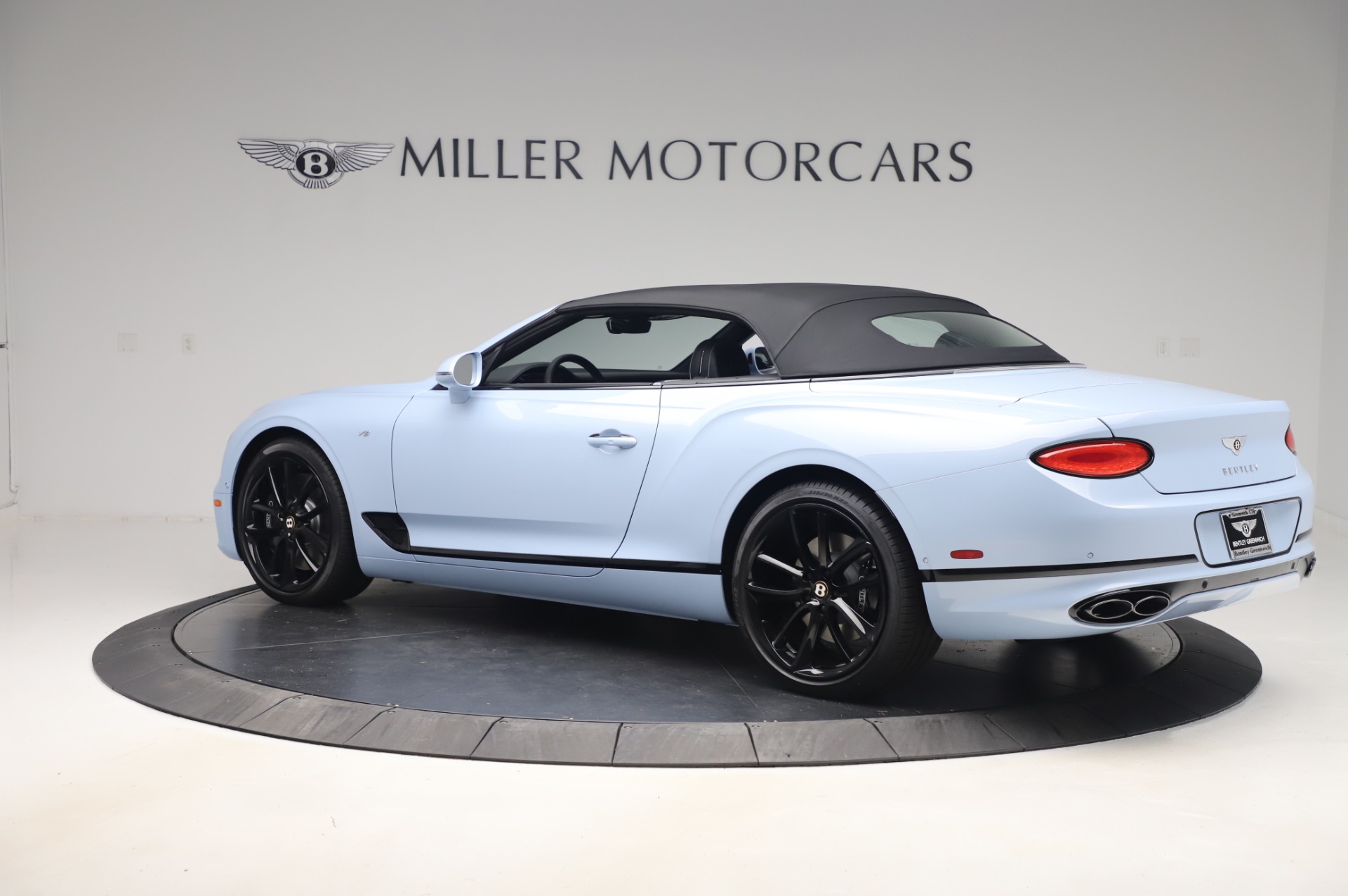 Used-2020-Bentley-Continental-GTC-V8
