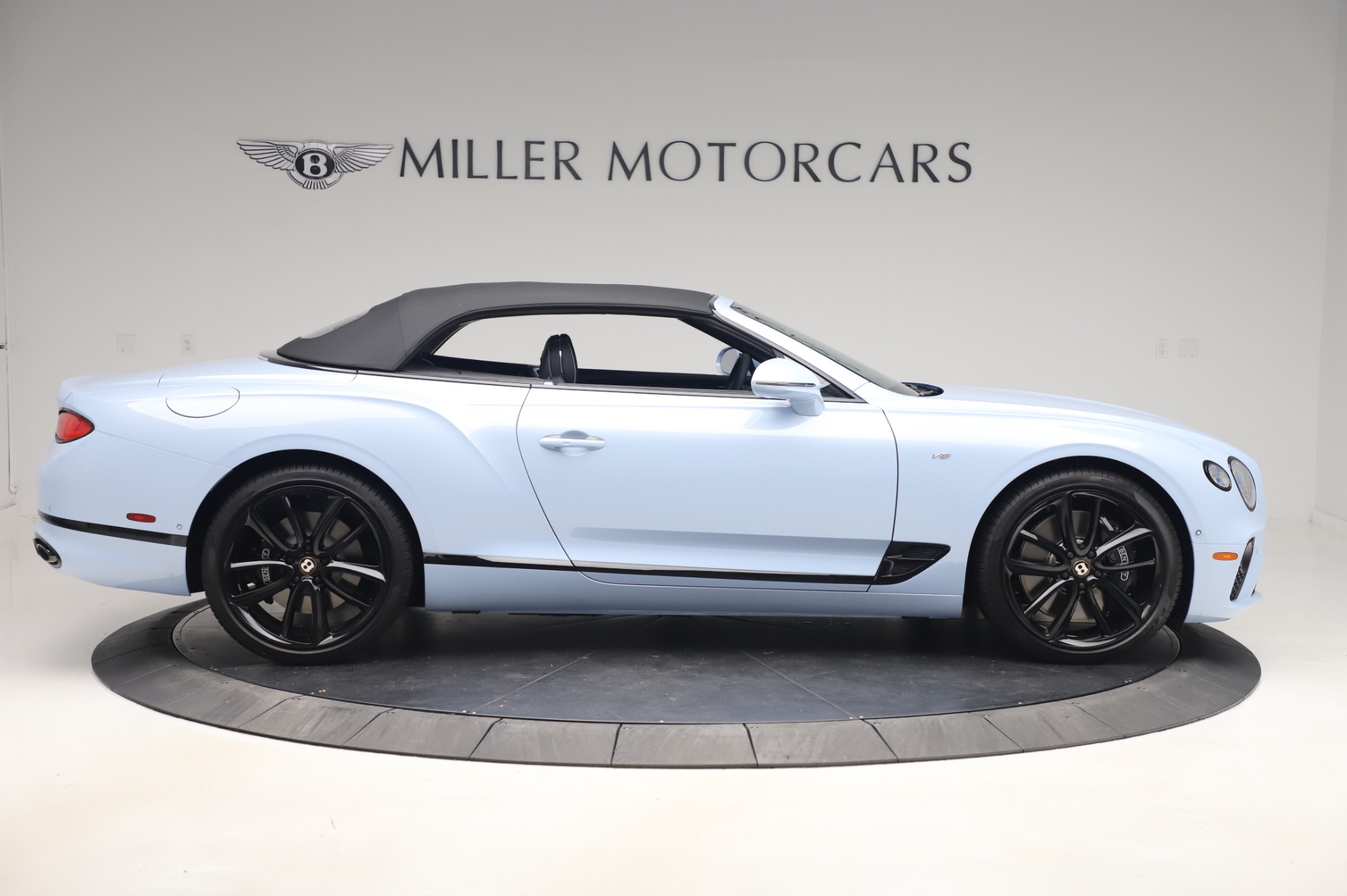 Used-2020-Bentley-Continental-GTC-V8
