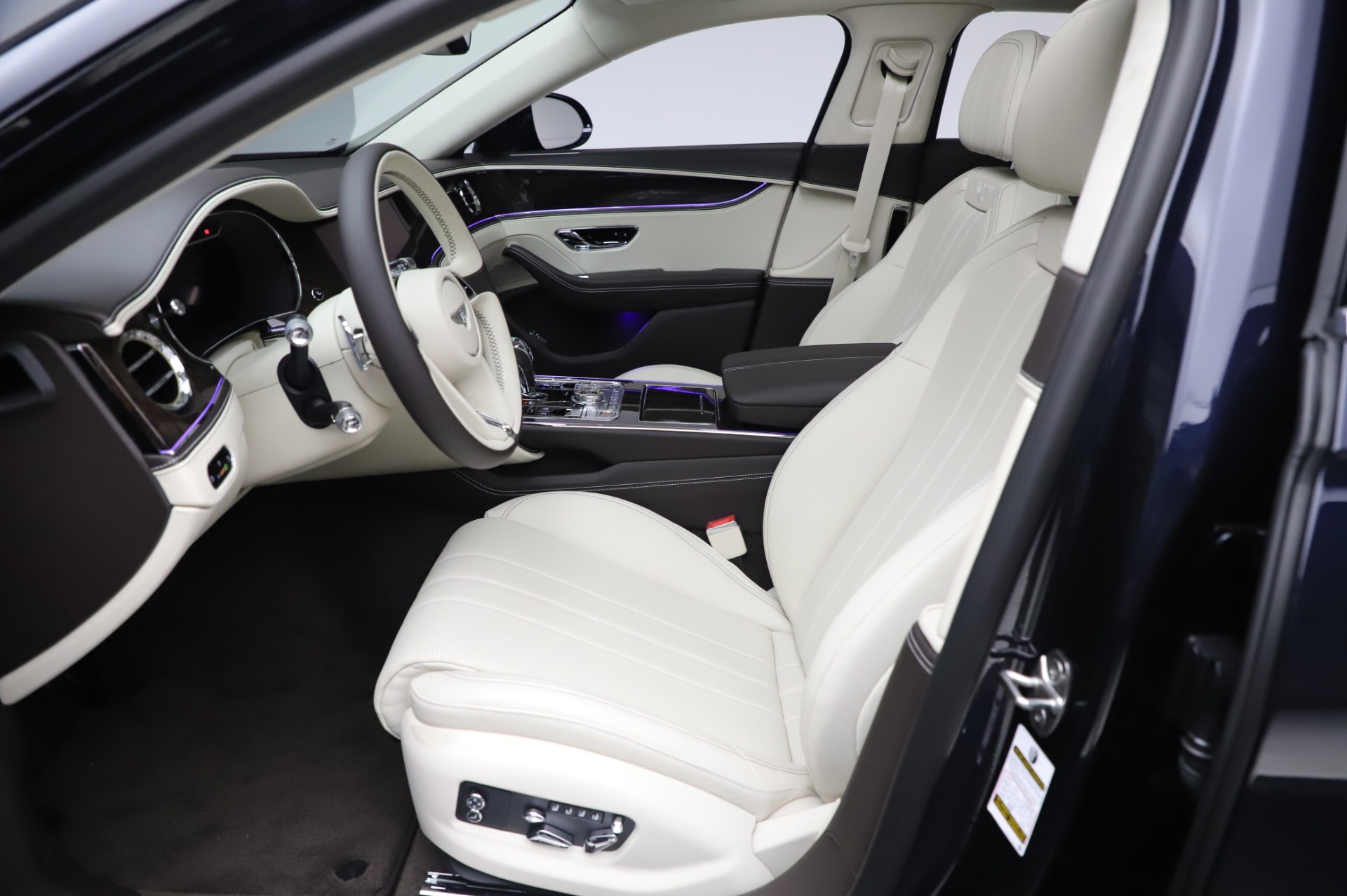 New-2020-Bentley-Flying-Spur-W12