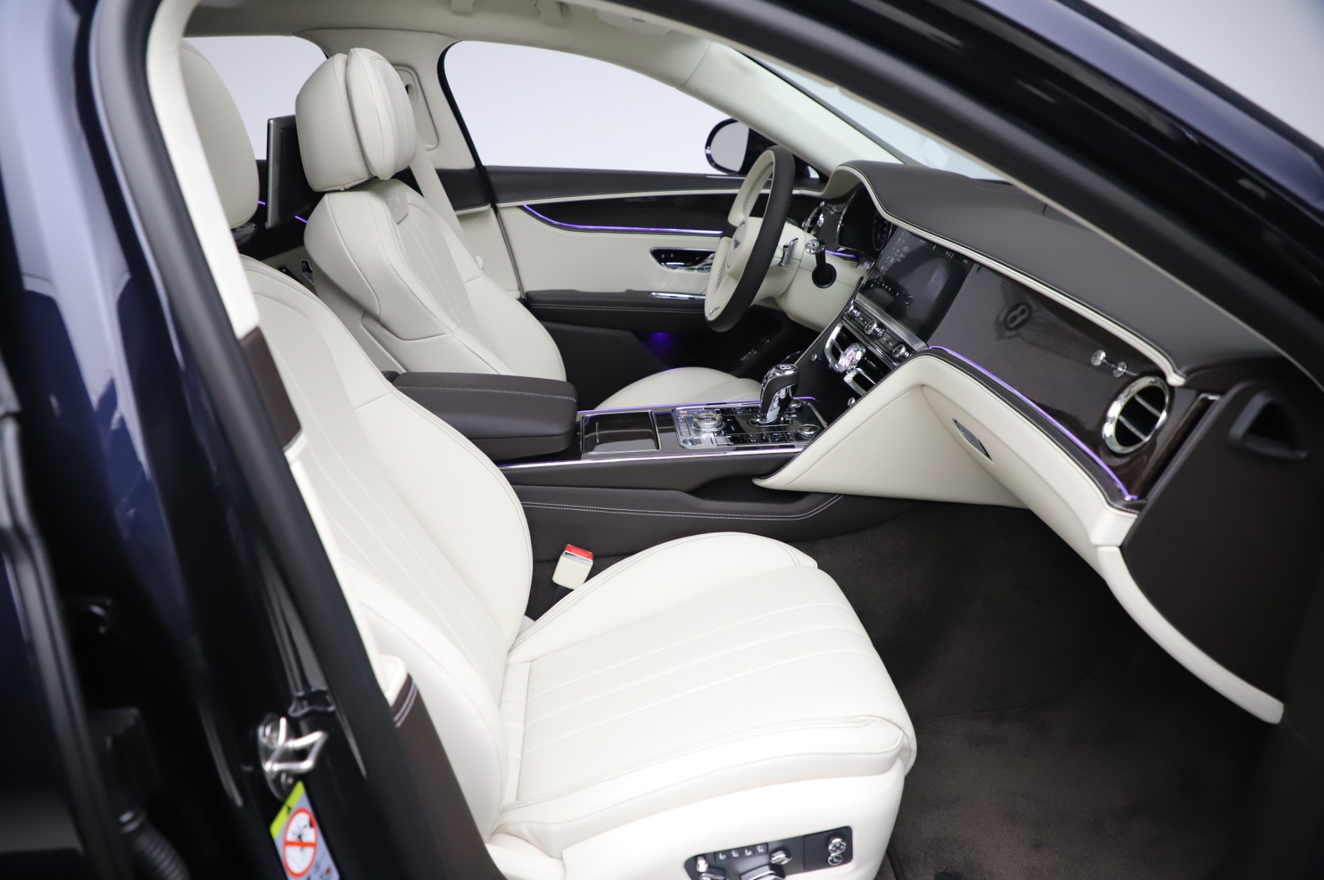 New-2020-Bentley-Flying-Spur-W12