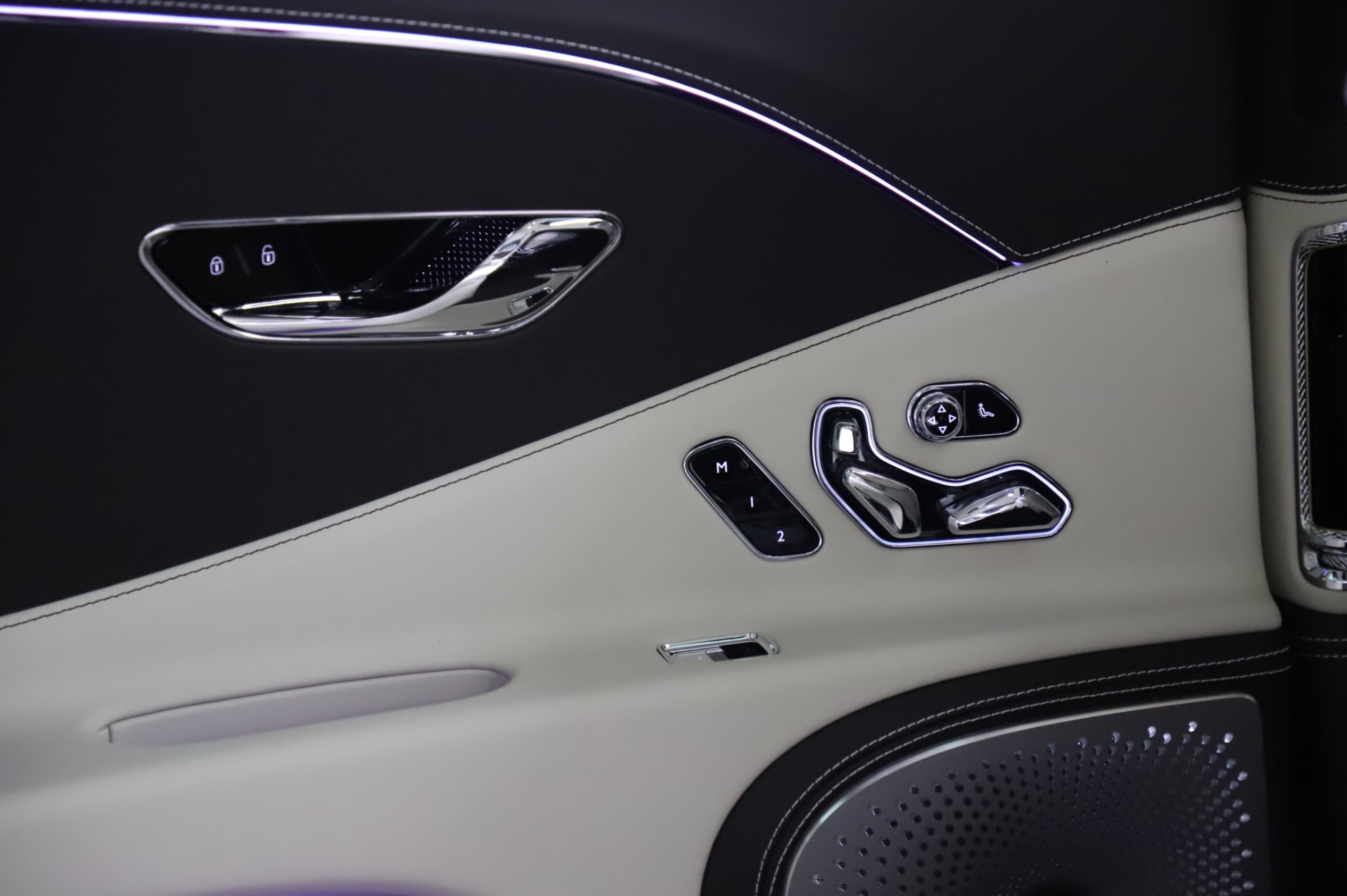 New-2020-Bentley-Flying-Spur-W12