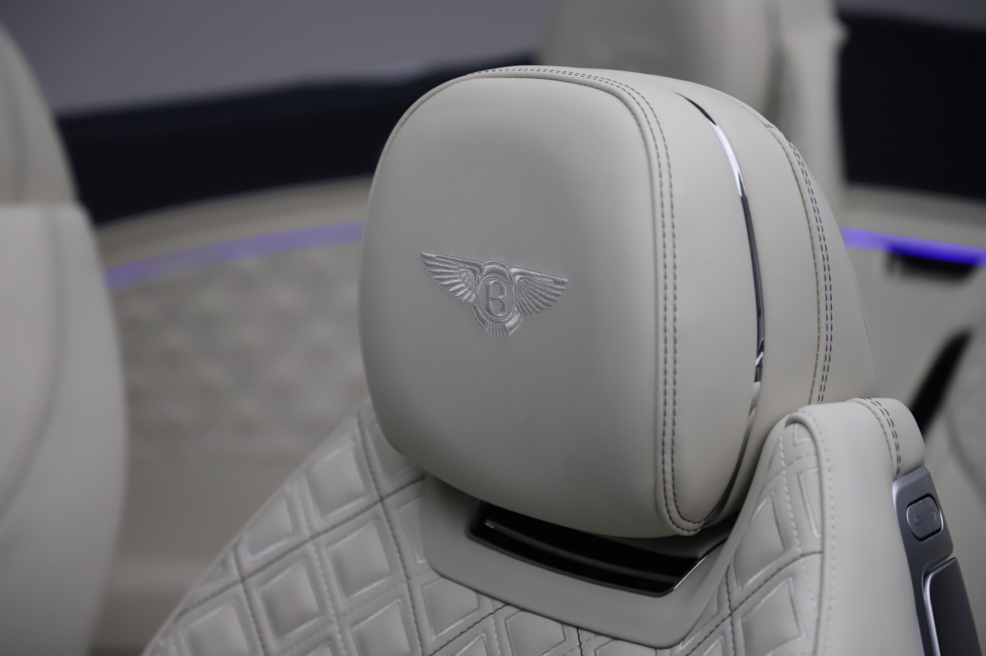 Used-2020-Bentley-Continental-GTC-First-Edition