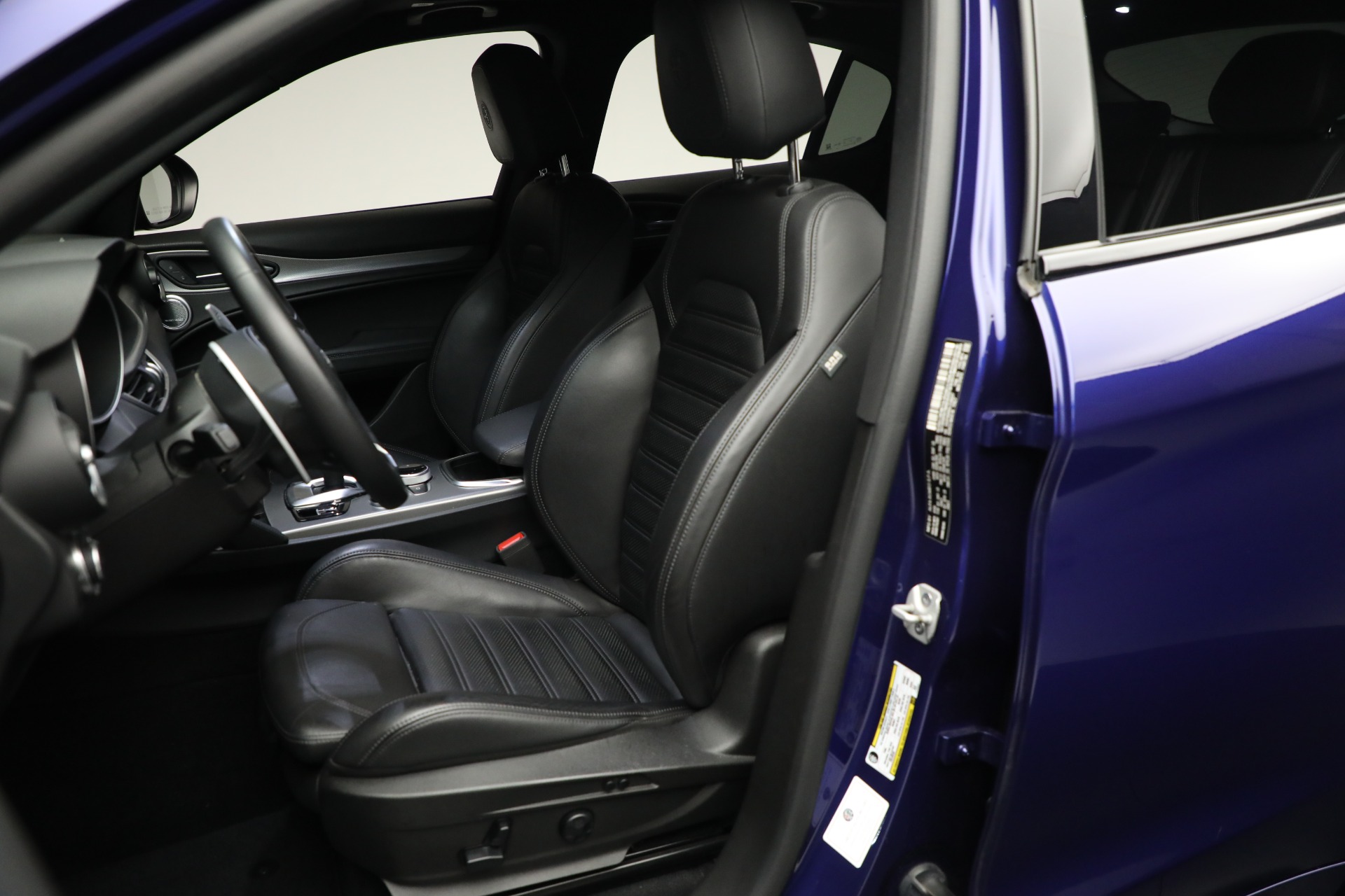 Used-2020-Alfa-Romeo-Stelvio-Ti-Sport-Q4