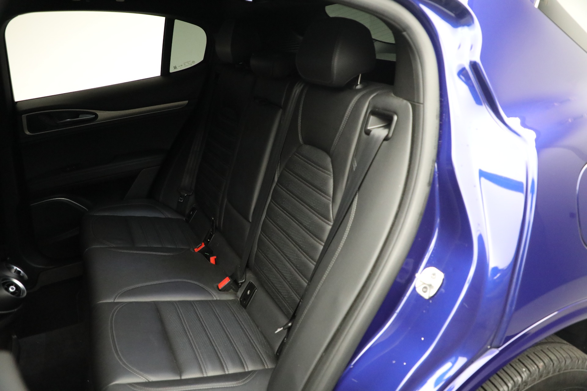 Used-2020-Alfa-Romeo-Stelvio-Ti-Sport-Q4