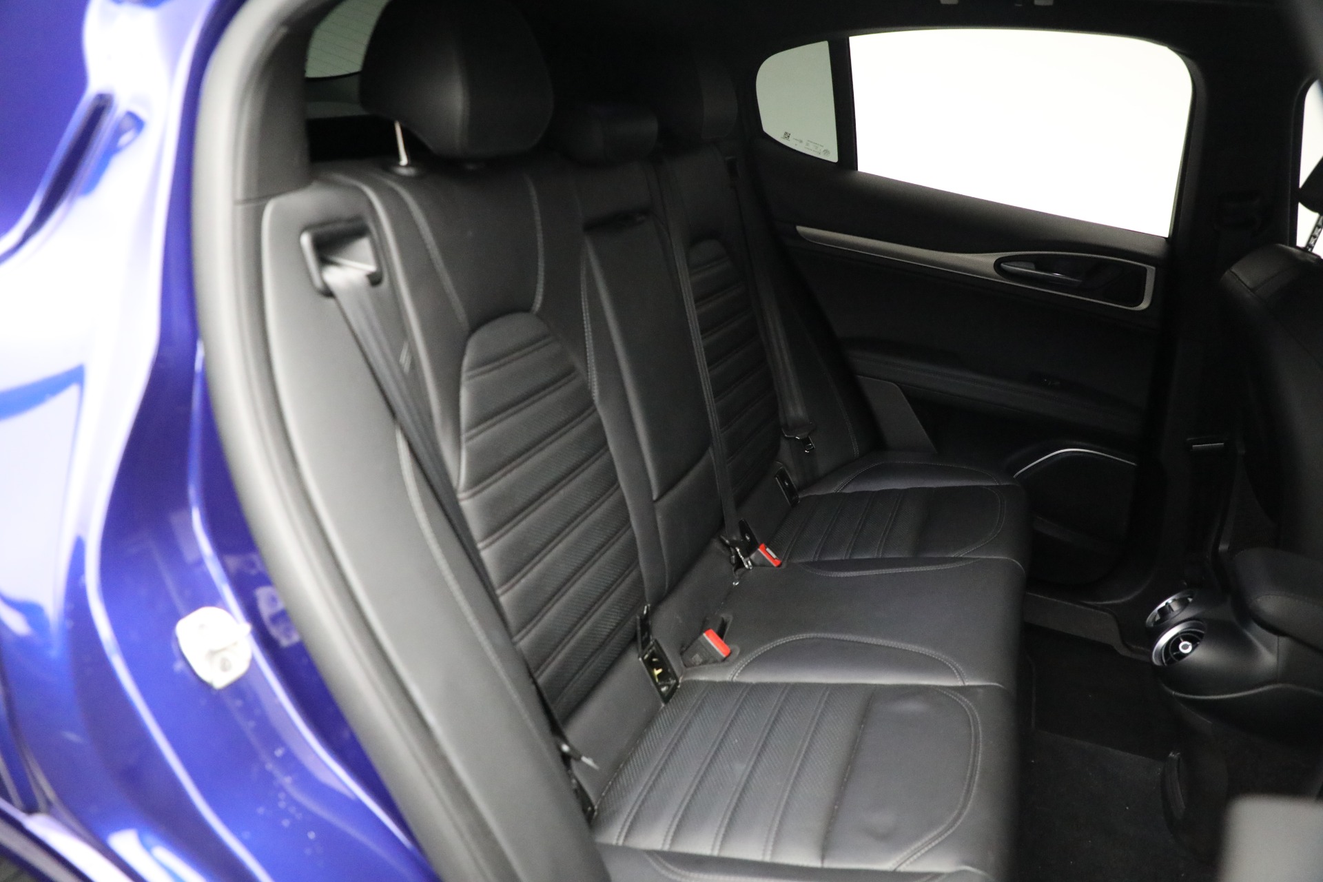 Used-2020-Alfa-Romeo-Stelvio-Ti-Sport-Q4